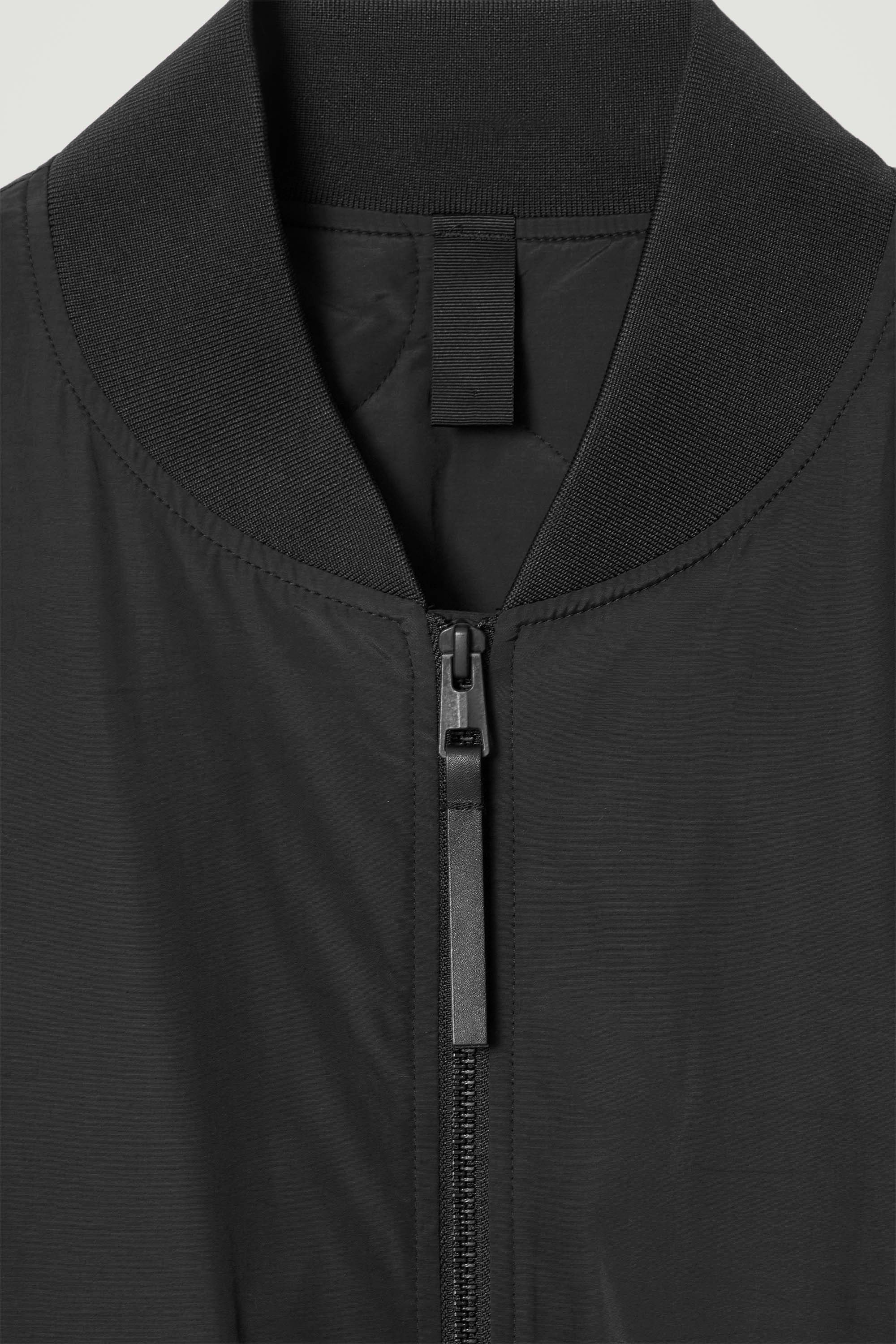 ジャケット・アウター PADDED BOMBER JACKET - COS PADDED BOMBER JACKET - BLACK | COS