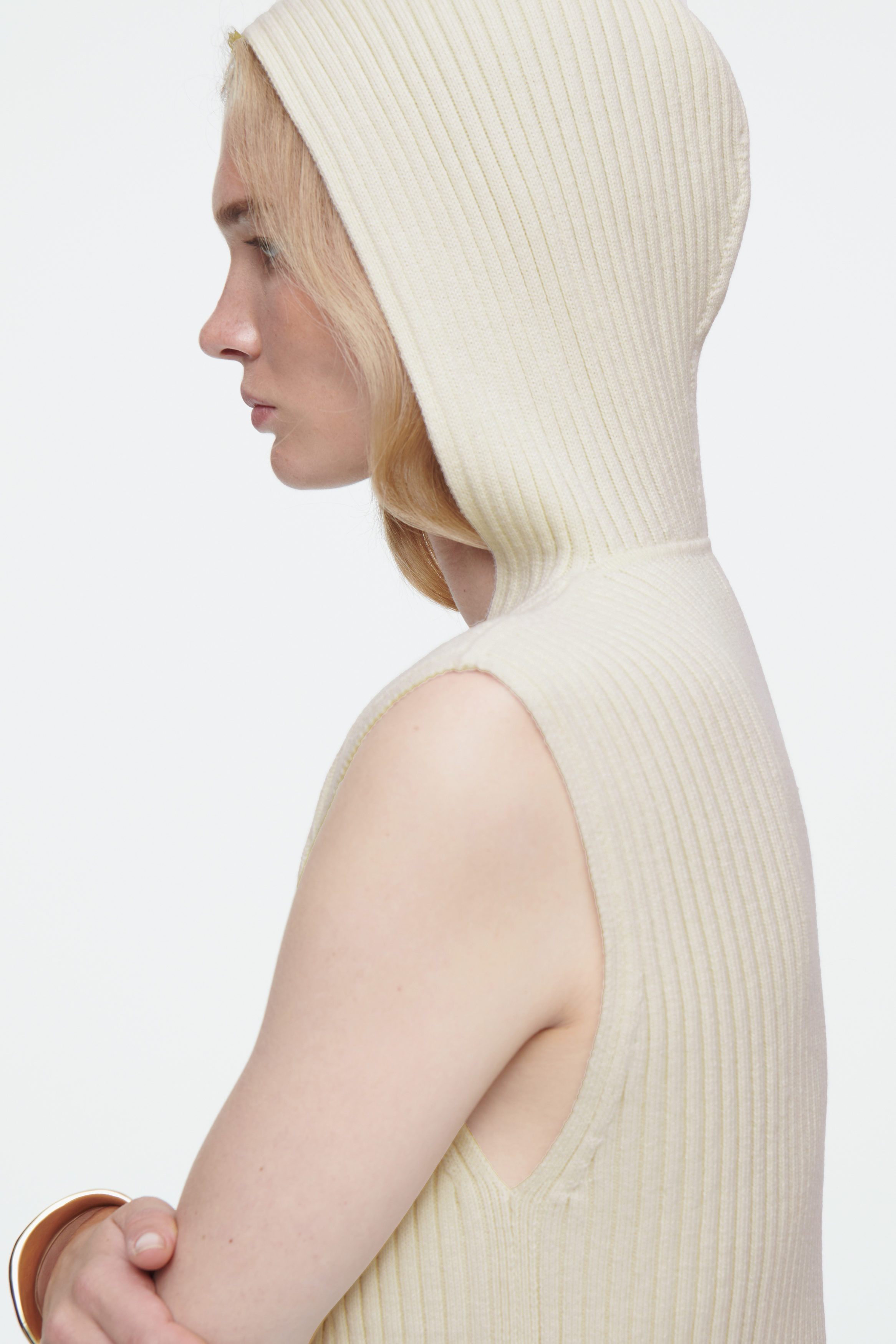 THEREDTHREAD / ザレッドスレッド】S knit fit top cocoon
