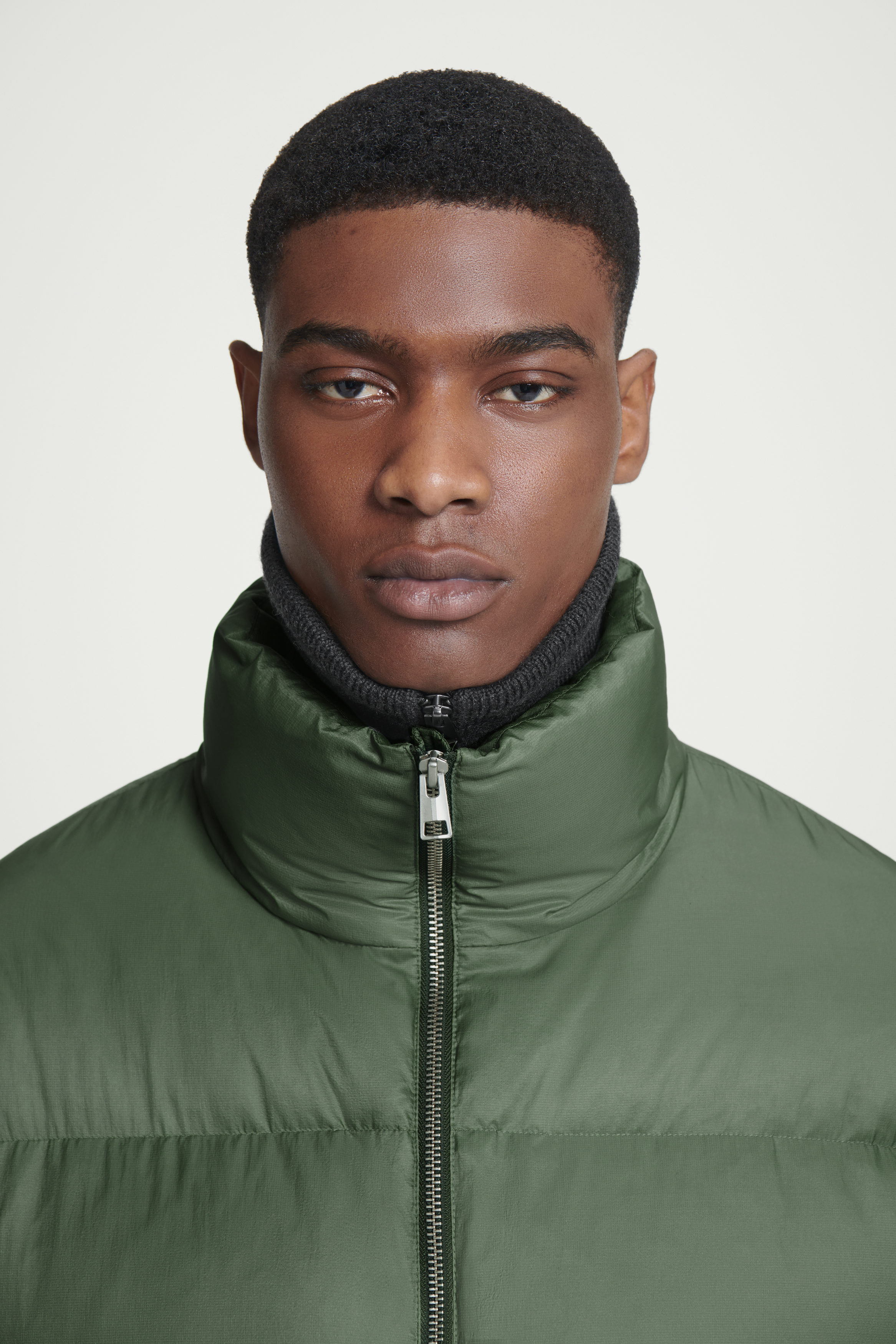 DOWN-FILLED PUFFER JACKET - GREEN