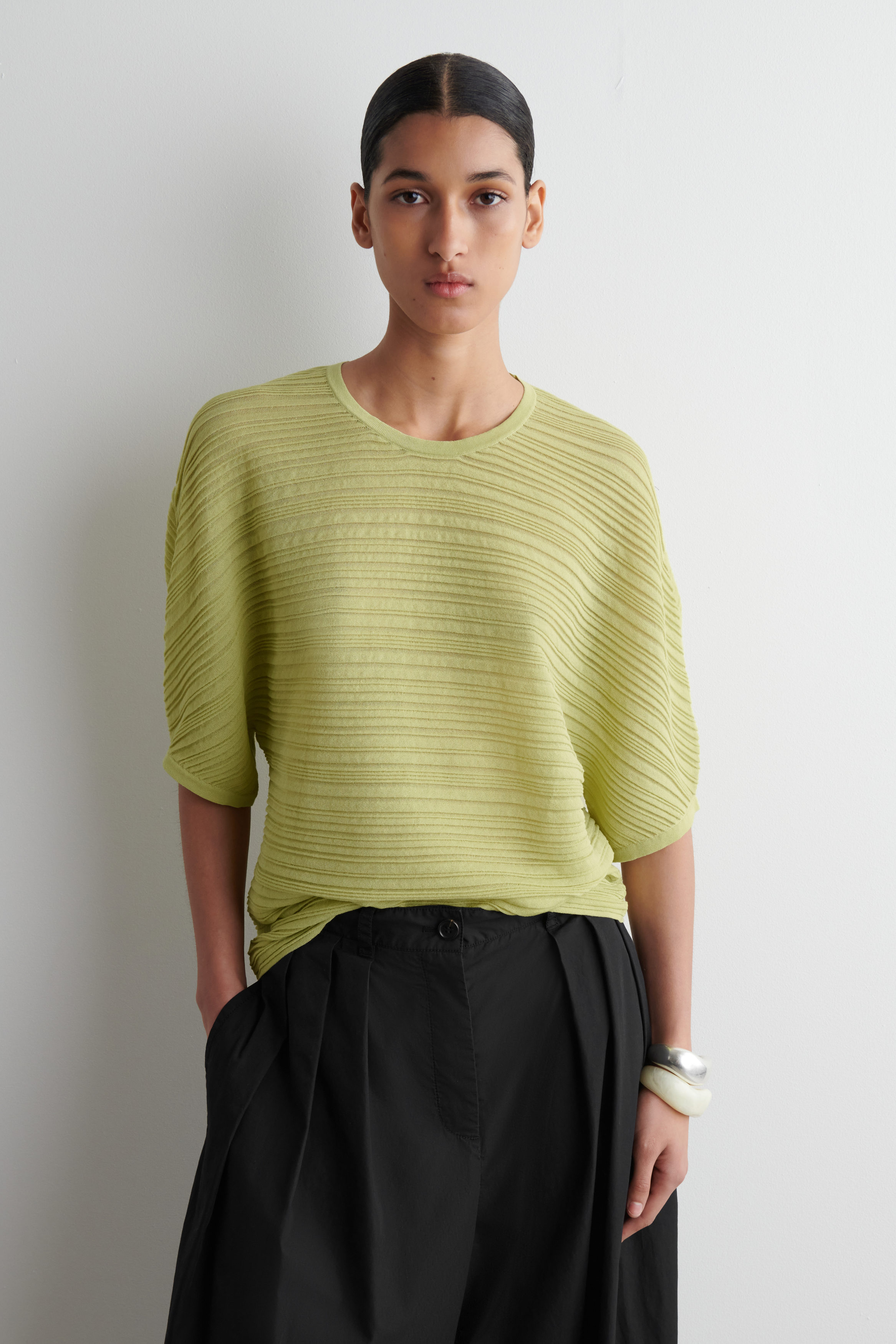 PLEATED KNITTED T-SHIRT