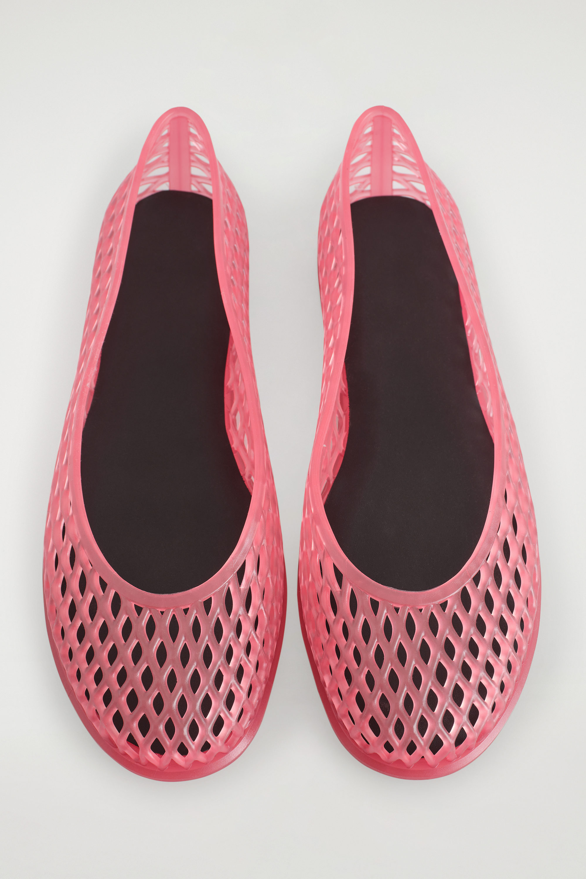 CUT-OUT JELLY BALLET FLATS - RED | COS