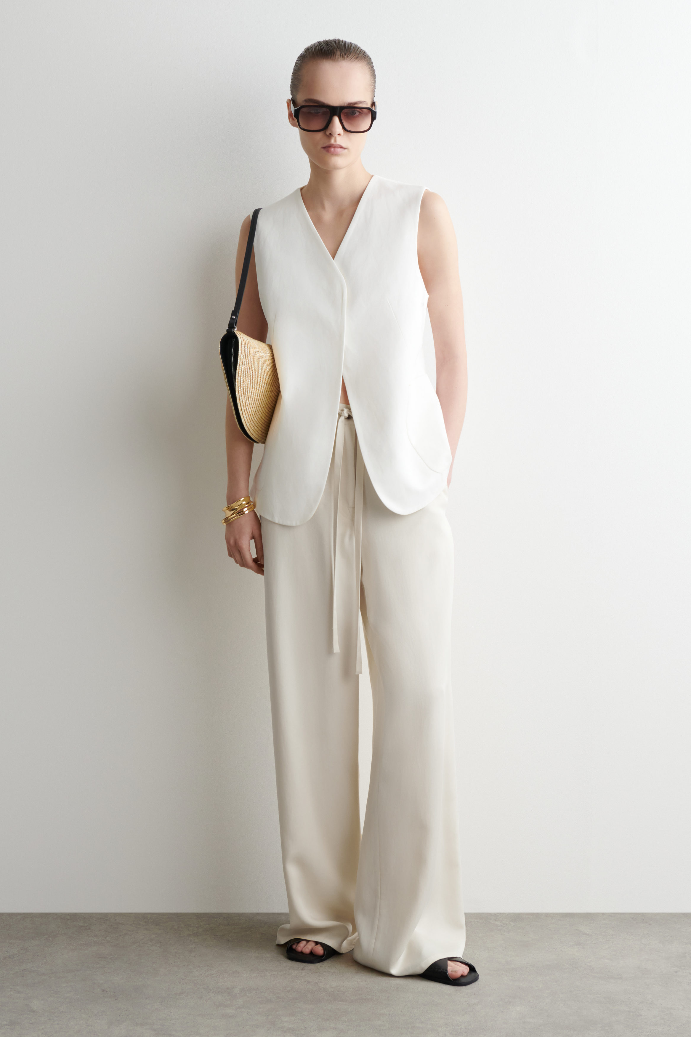 SOLEIL CLUTCH BAG - STRAW - BEIGE | COS