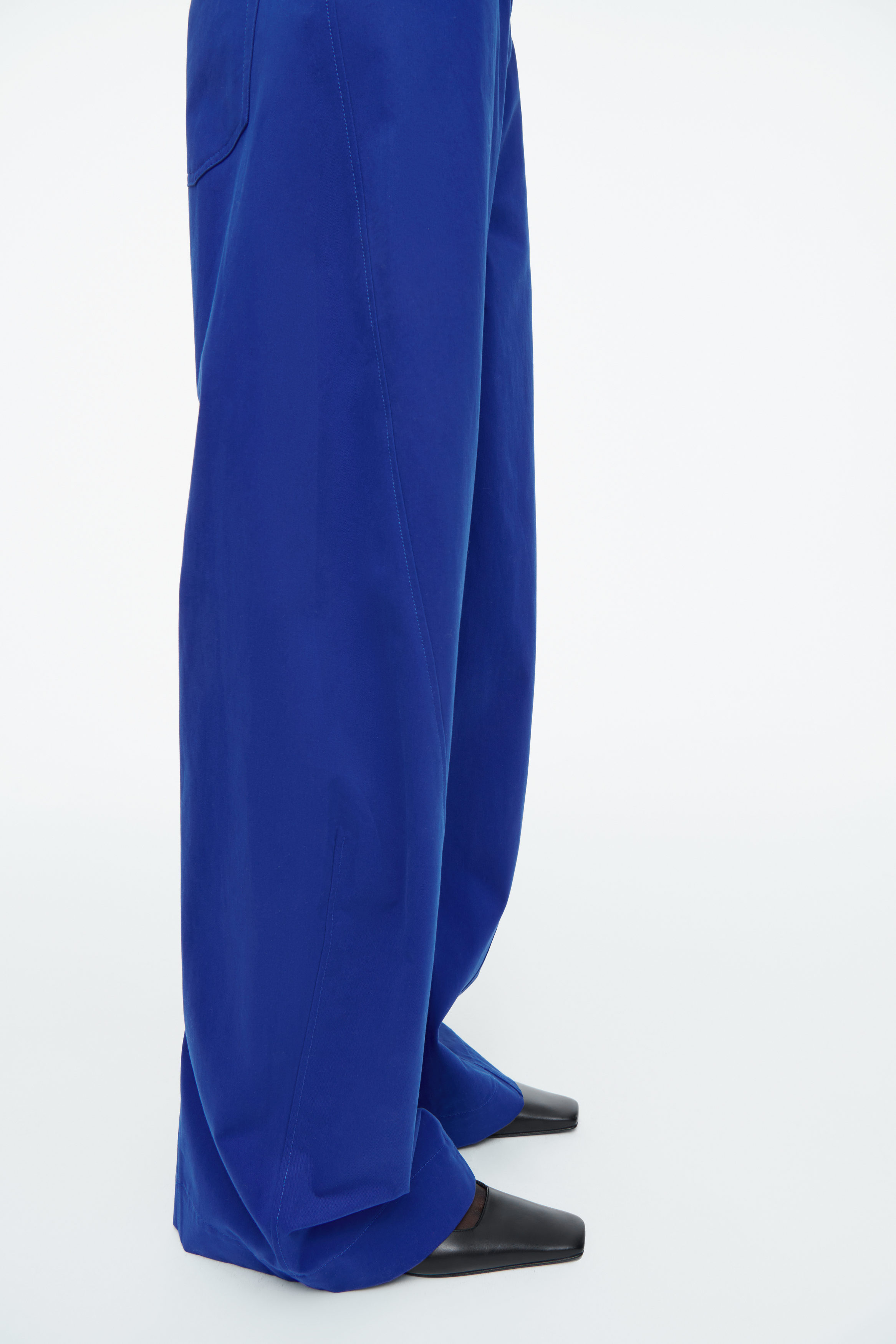 新品未使用完売品【COS】BARREL-LEG COTTON TROUSERS BARREL-LEG COTTON PANTS - OFF-WHITE | COS