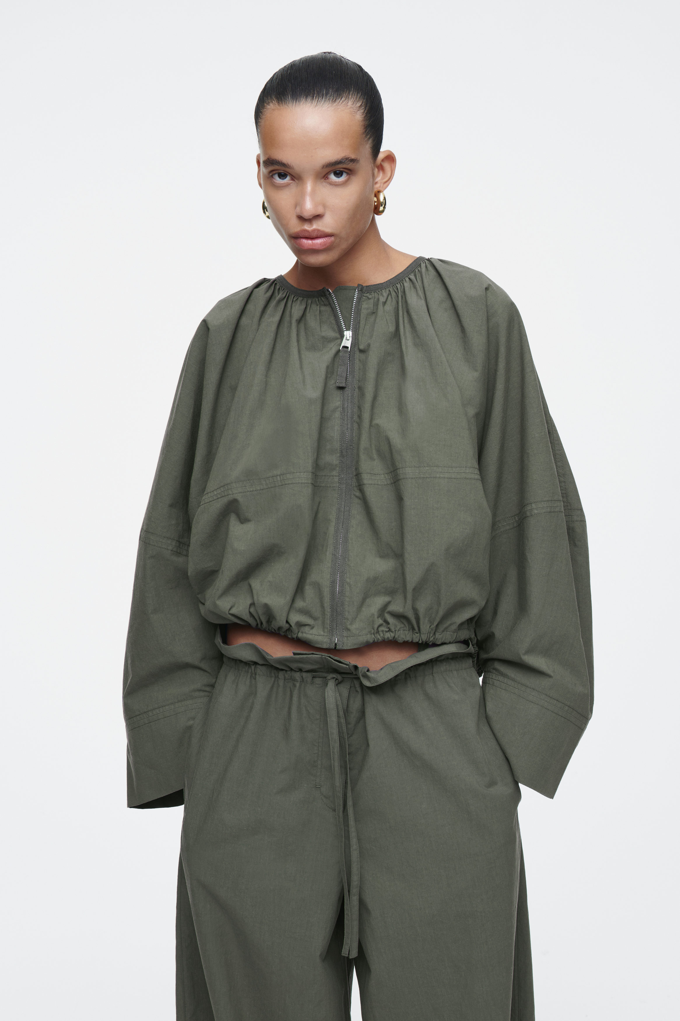 OVERSIZED PARACHUTE JACKET - KHAKI