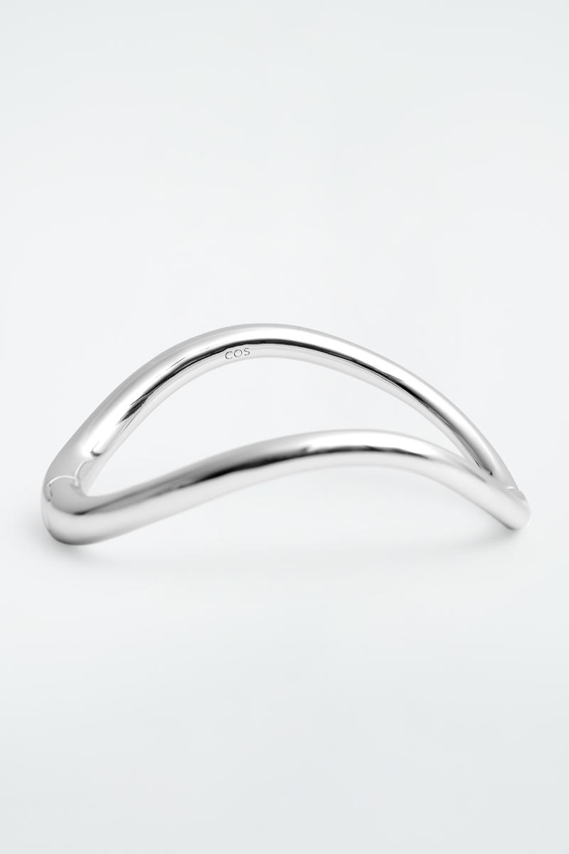 Curved Hinged Bangle