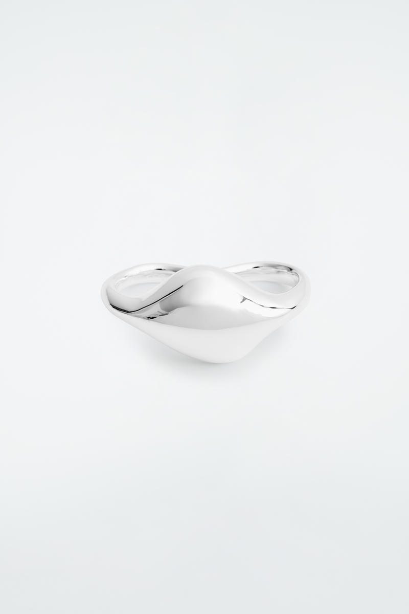 Double Droplet Ring