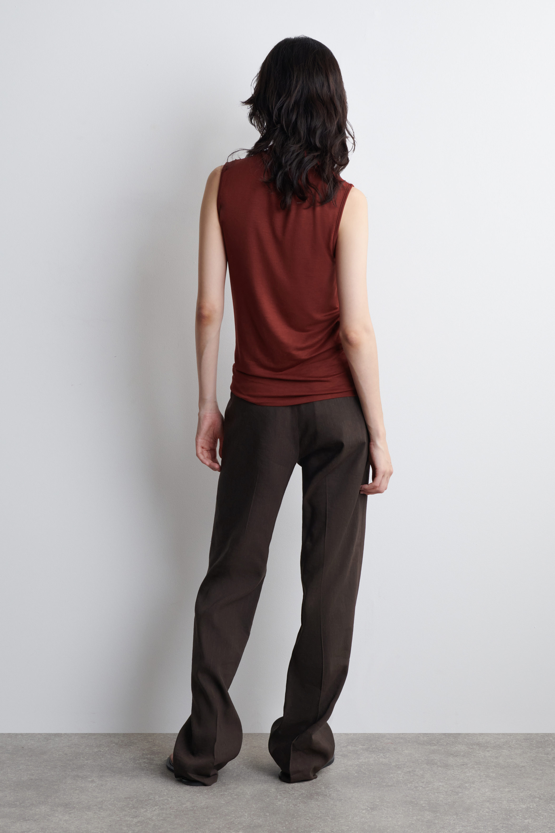 DRAPED TURTLENECK TANK TOP - DARK RED | COS