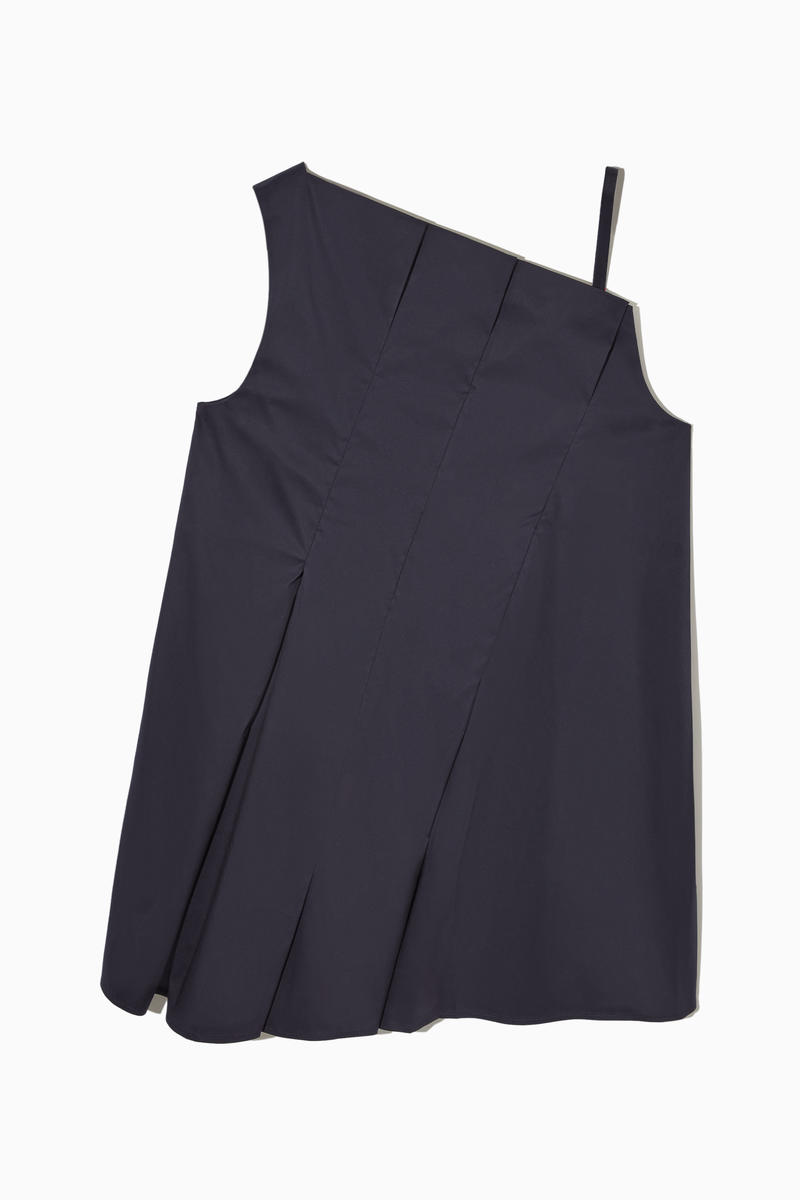 Asymmetric Pleated Sleeveless Top