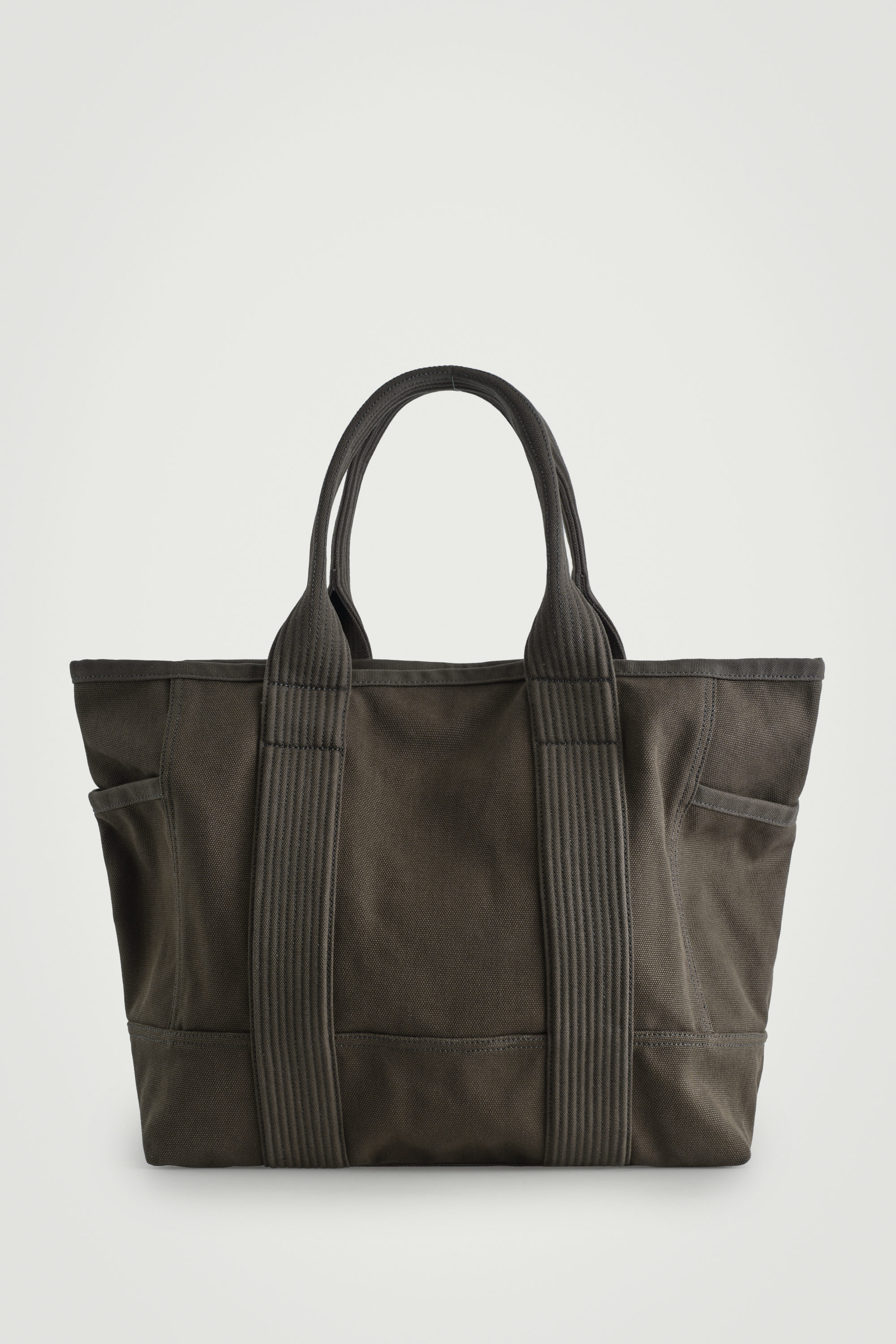 OVERSIZED TOTE BAG - CANVAS - BLACK | COS
