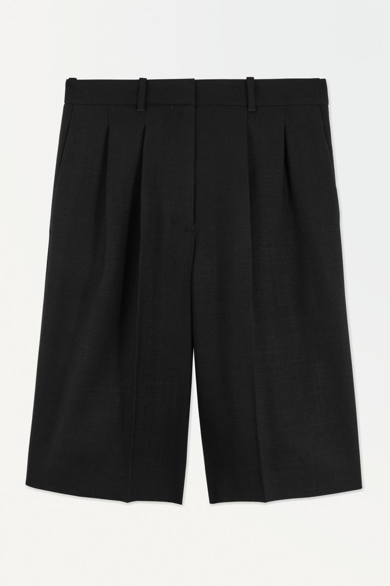 The Pleated Tailored Shorts