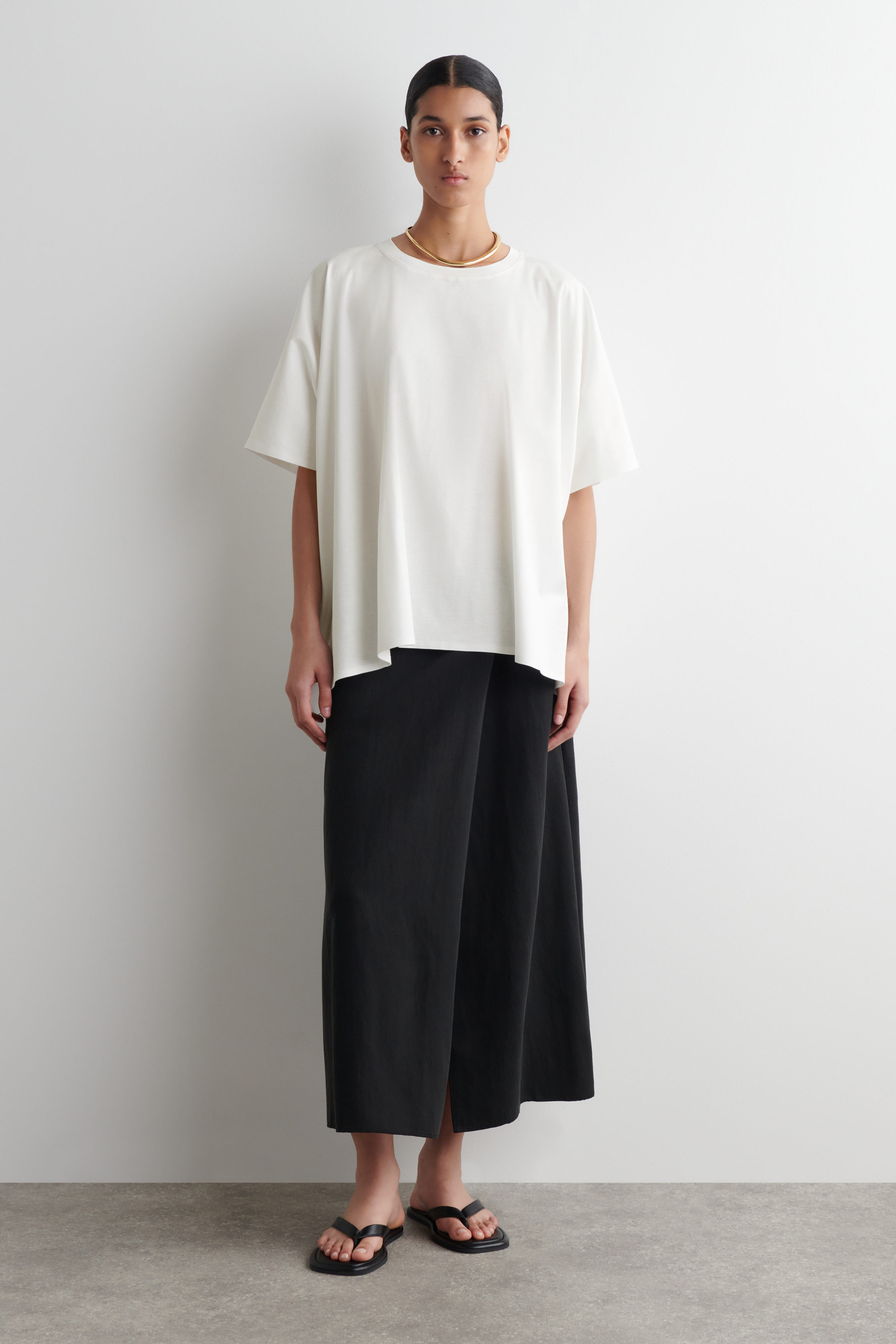 OVERSIZED BATWING-SLEEVE T-SHIRT - WHITE | COS