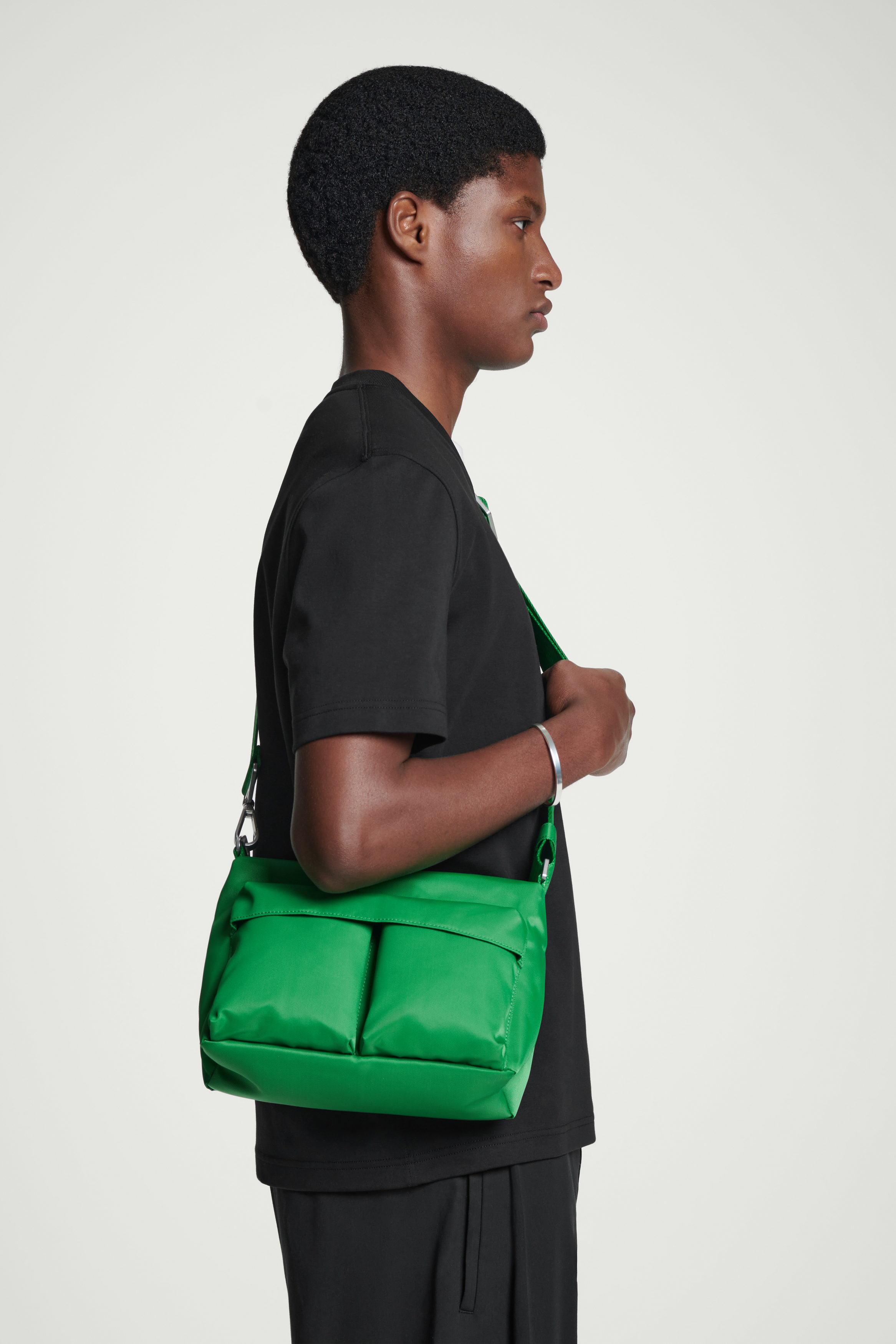 WATER-REPELLENT UTILITY CROSSBODY - NYLON - GREEN | COS
