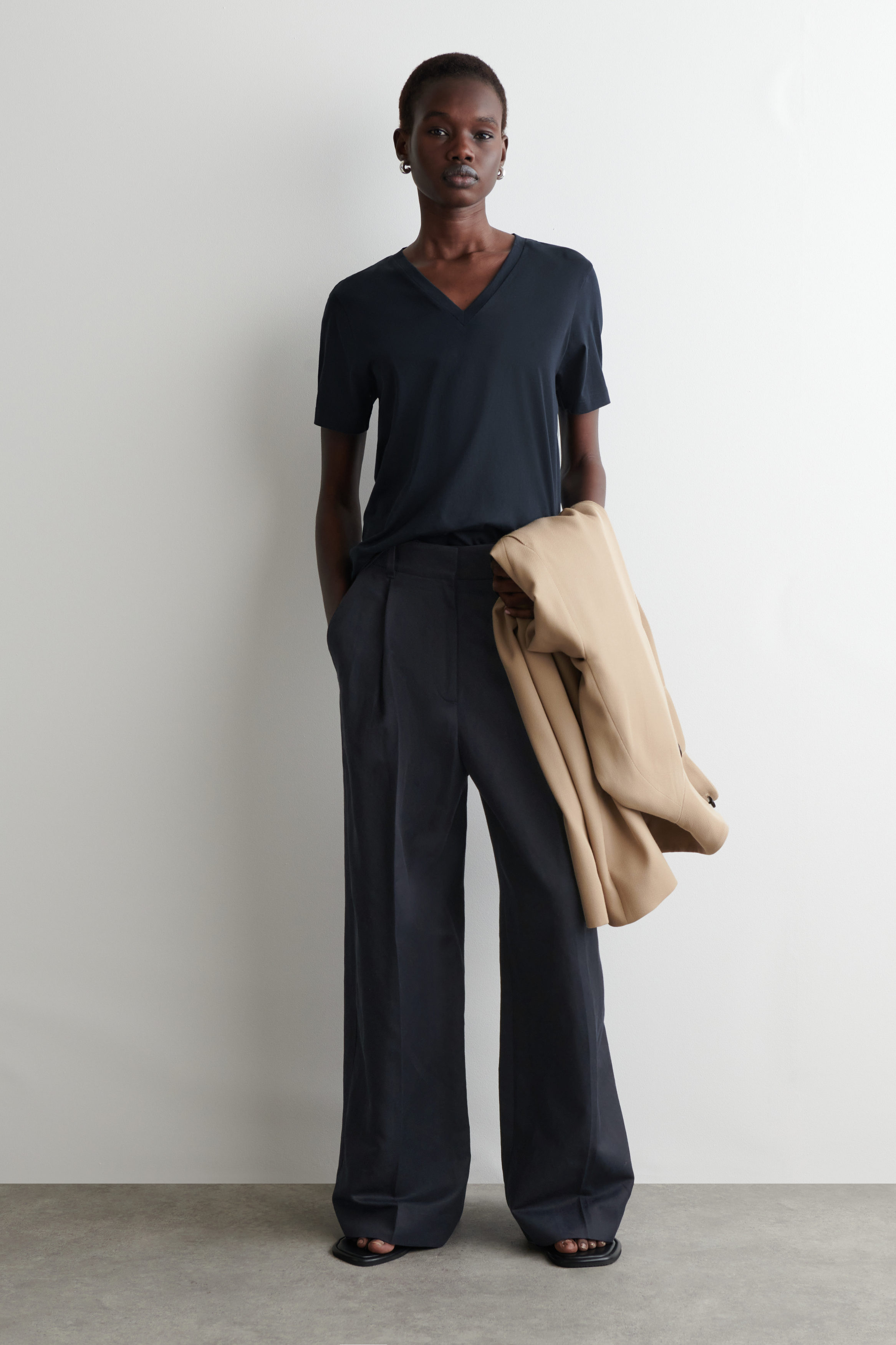 売れ筋商品|||ビーヤング シャツ レディース トップス BYICOLET VNECK - Blouse - black mix ビーヤング レディース シャツ トップス BYICOLET VNECK