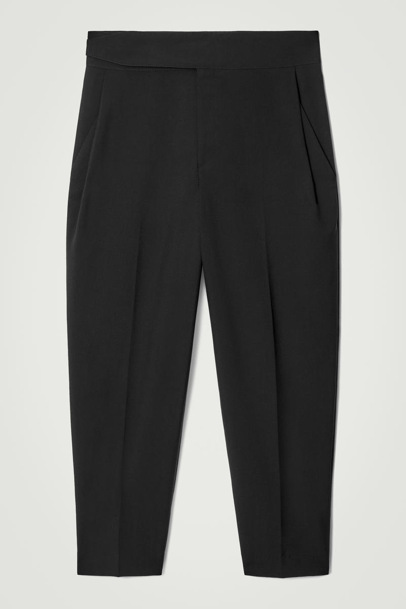 Relaxed Belted Wool-Hopsack Tapered Trousers