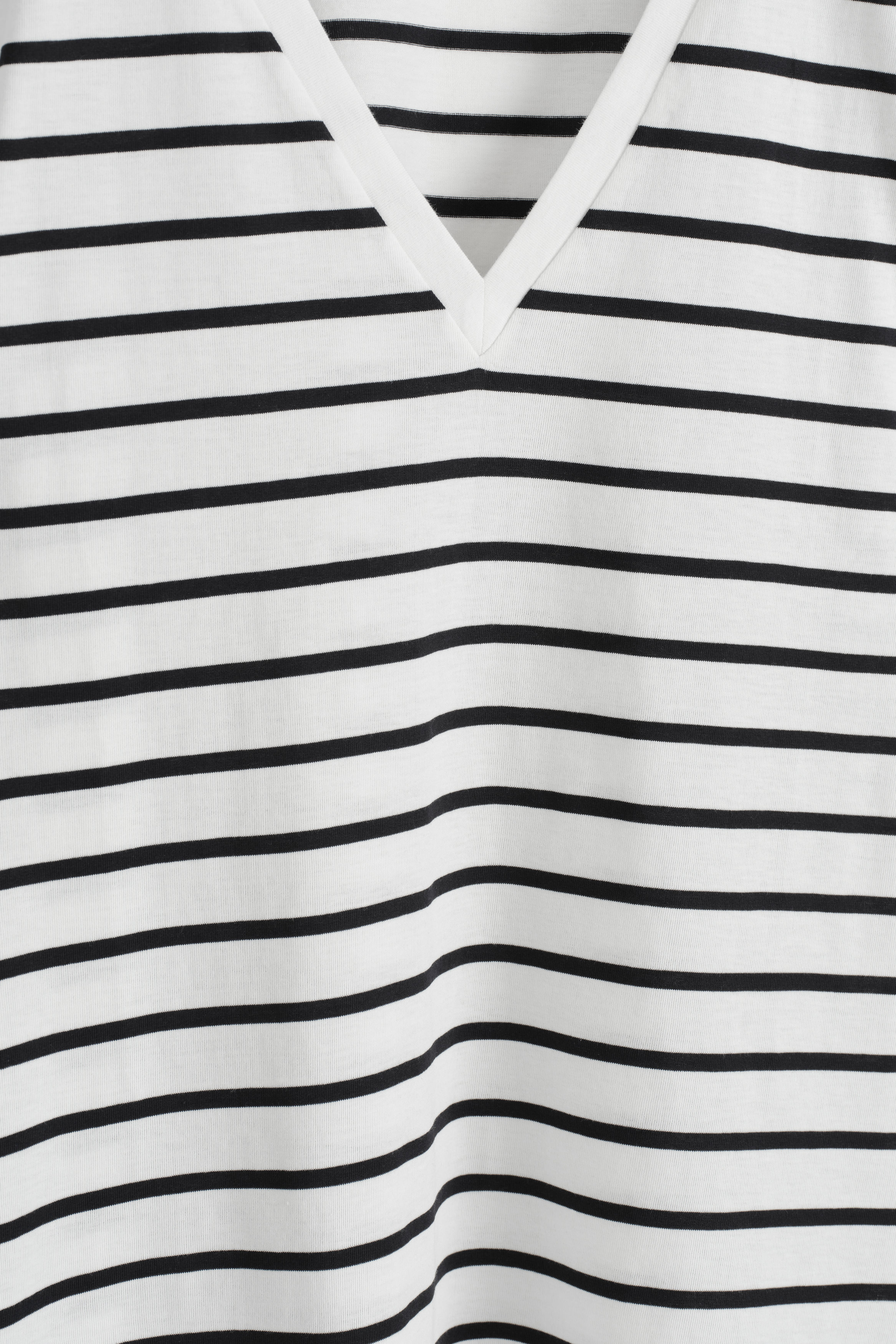 Tシャツ・カットソー MUCENT Emma V-neck Striped Short Sleeve Tee P00000XG MUSINSA公式 | MUCENT Emma V-neck Striped Long Sleeve T-shirt