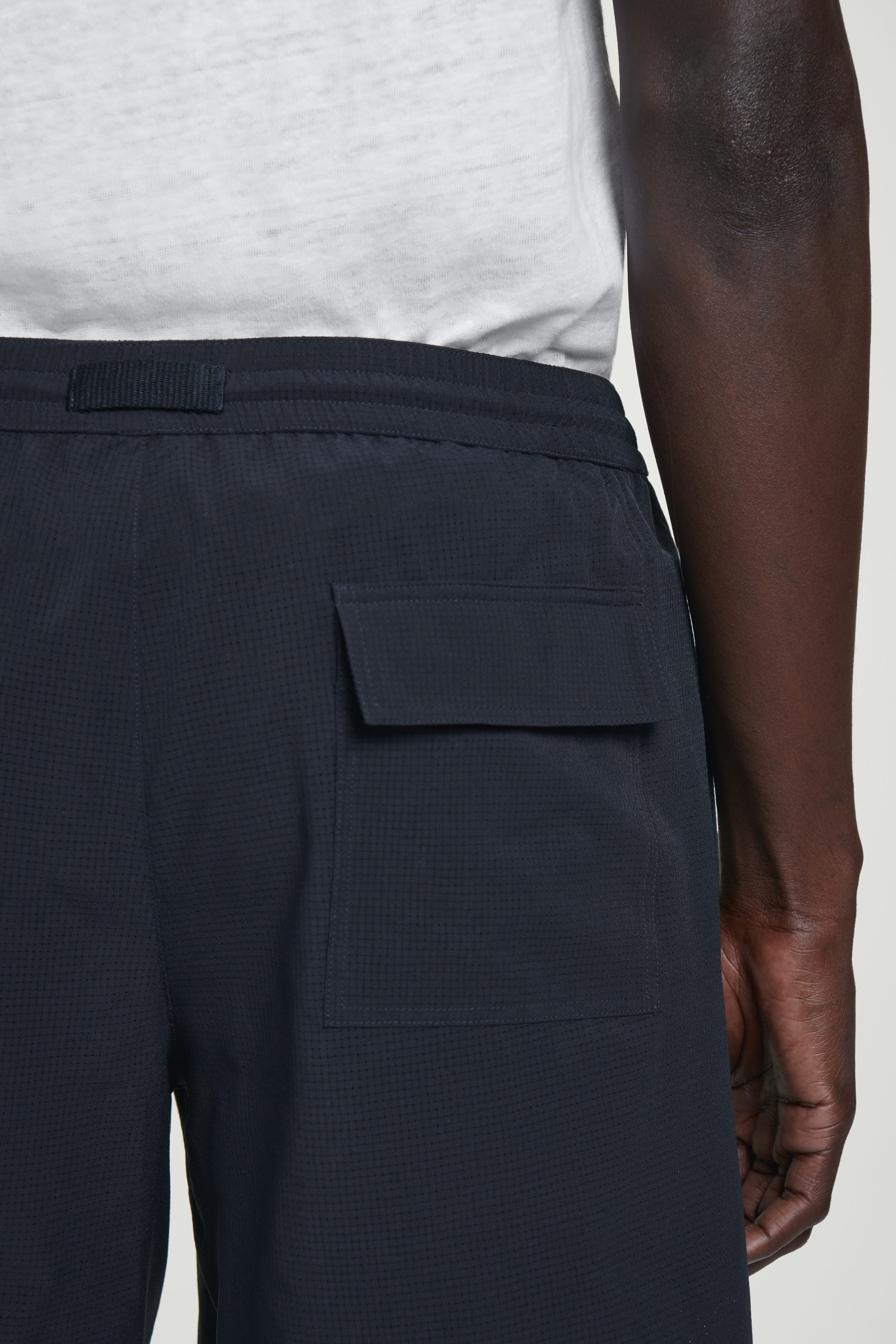 PERFORATED SWIM BOARD SHORTS - NAVY | COS