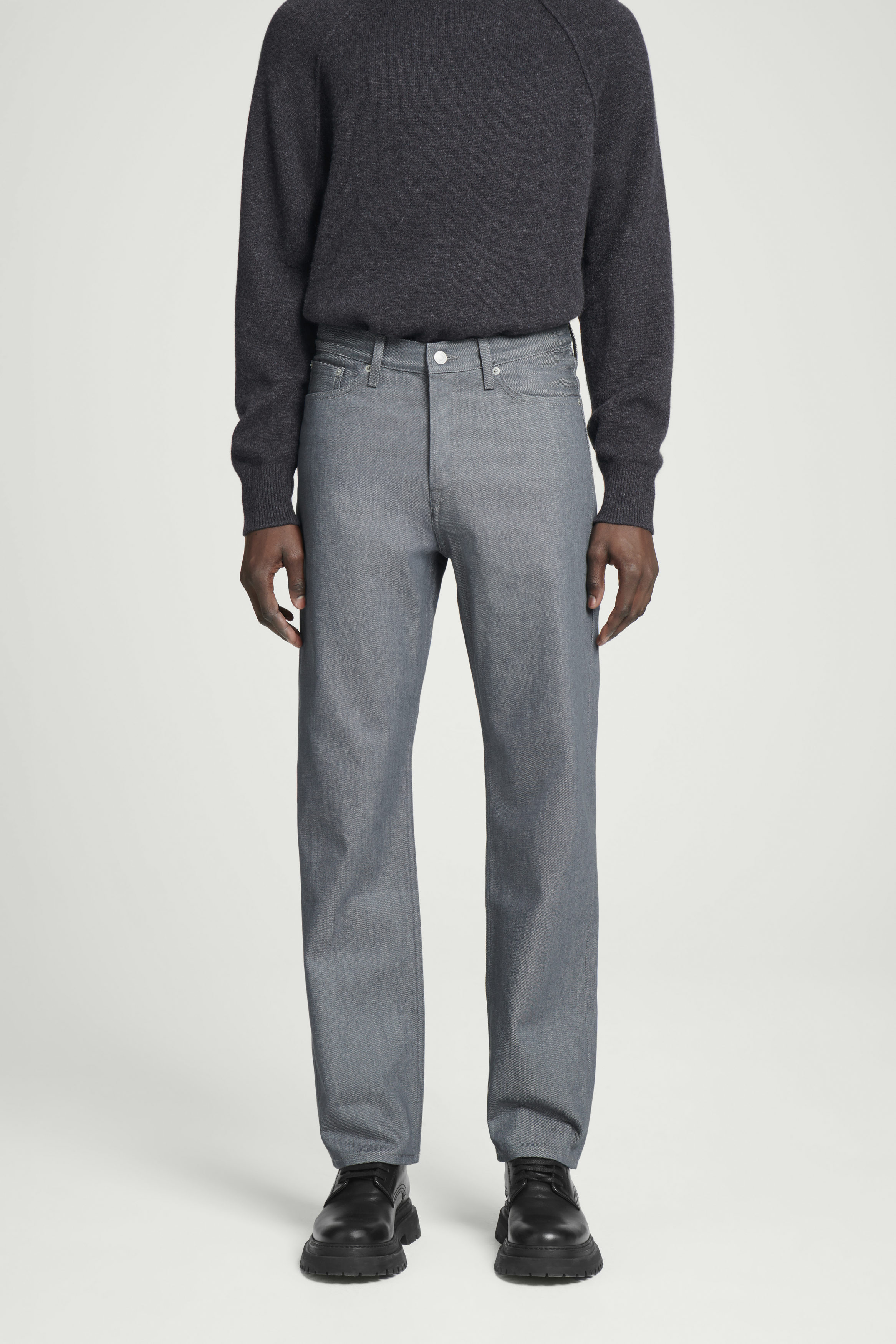 SIGNATURE STRAIGHT-LEG JEANS - GREY | COS