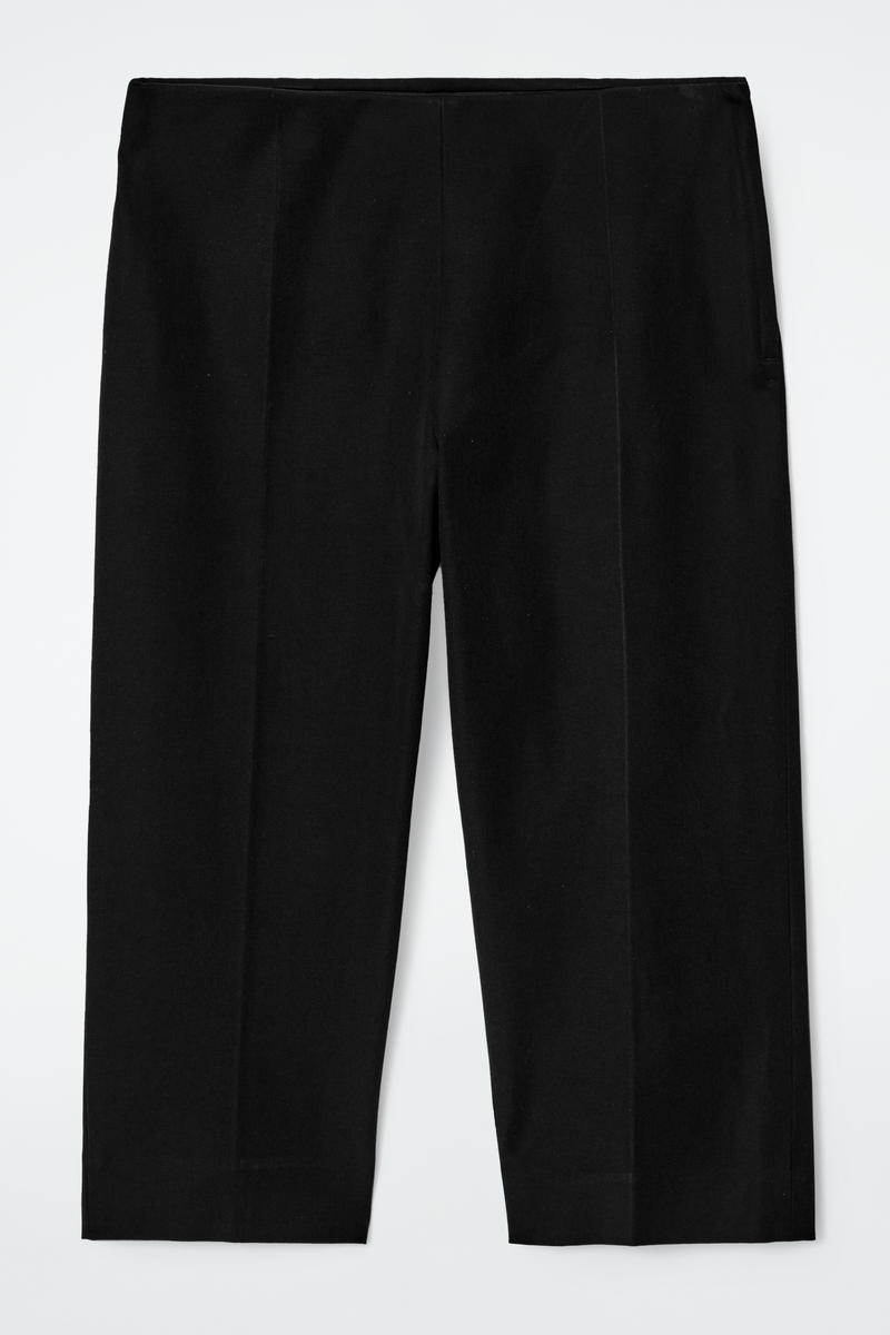 Cotton-Blend Capri Trousers