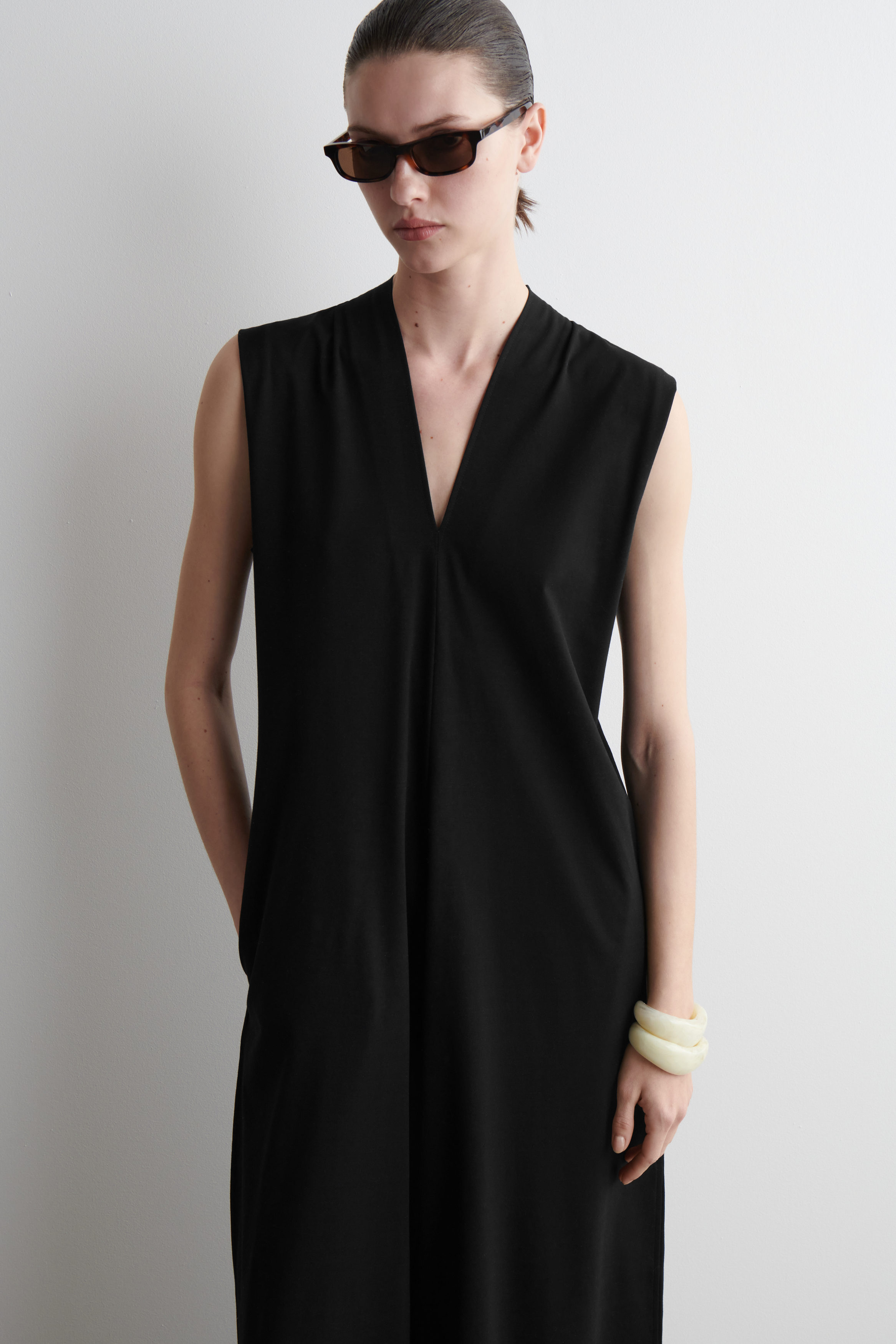 V-NECK JERSEY JUMPSUIT - BLACK | COS