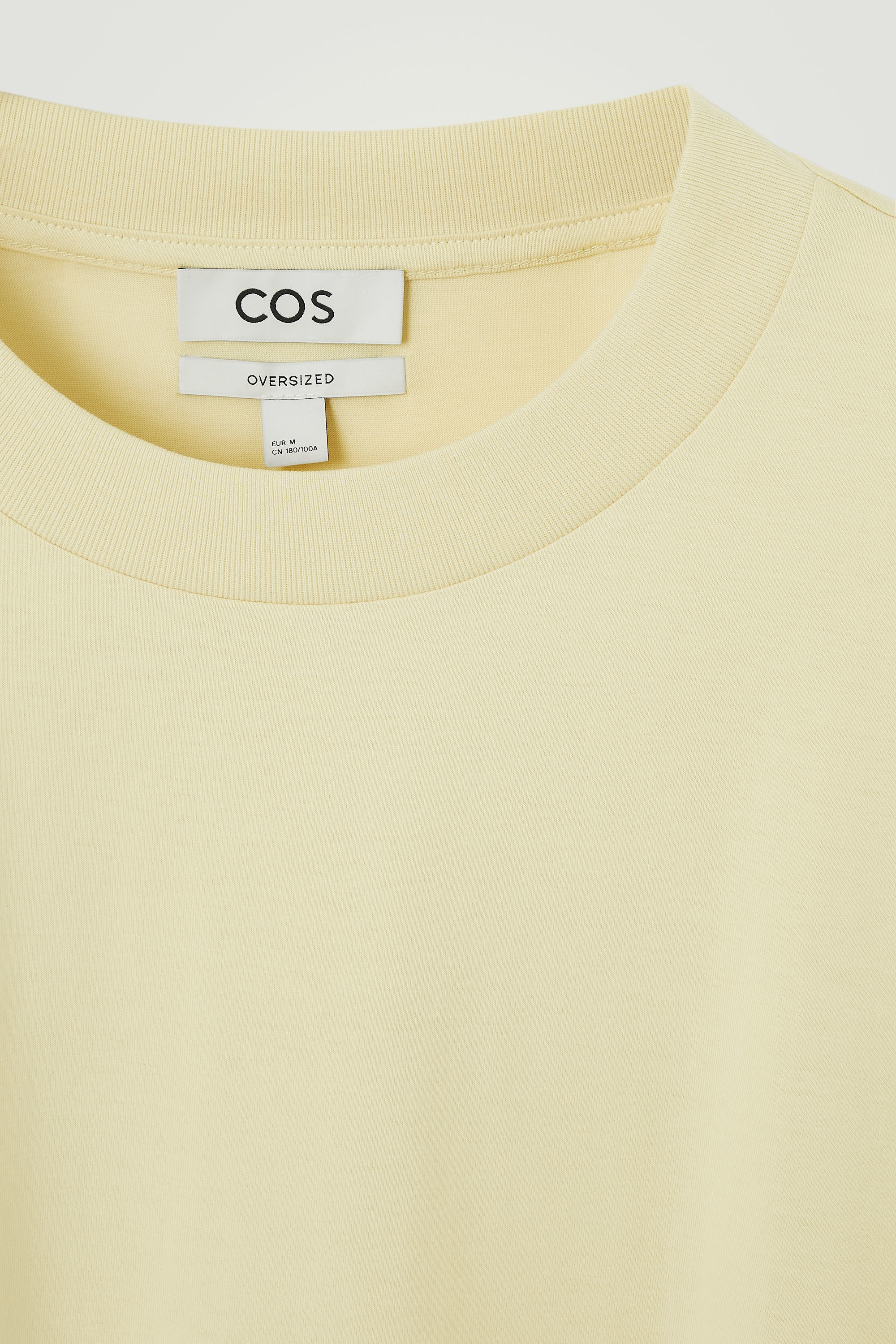OVERSIZED EXTRA-WIDE COTTON T-SHIRT - PALE YELLOW | COS