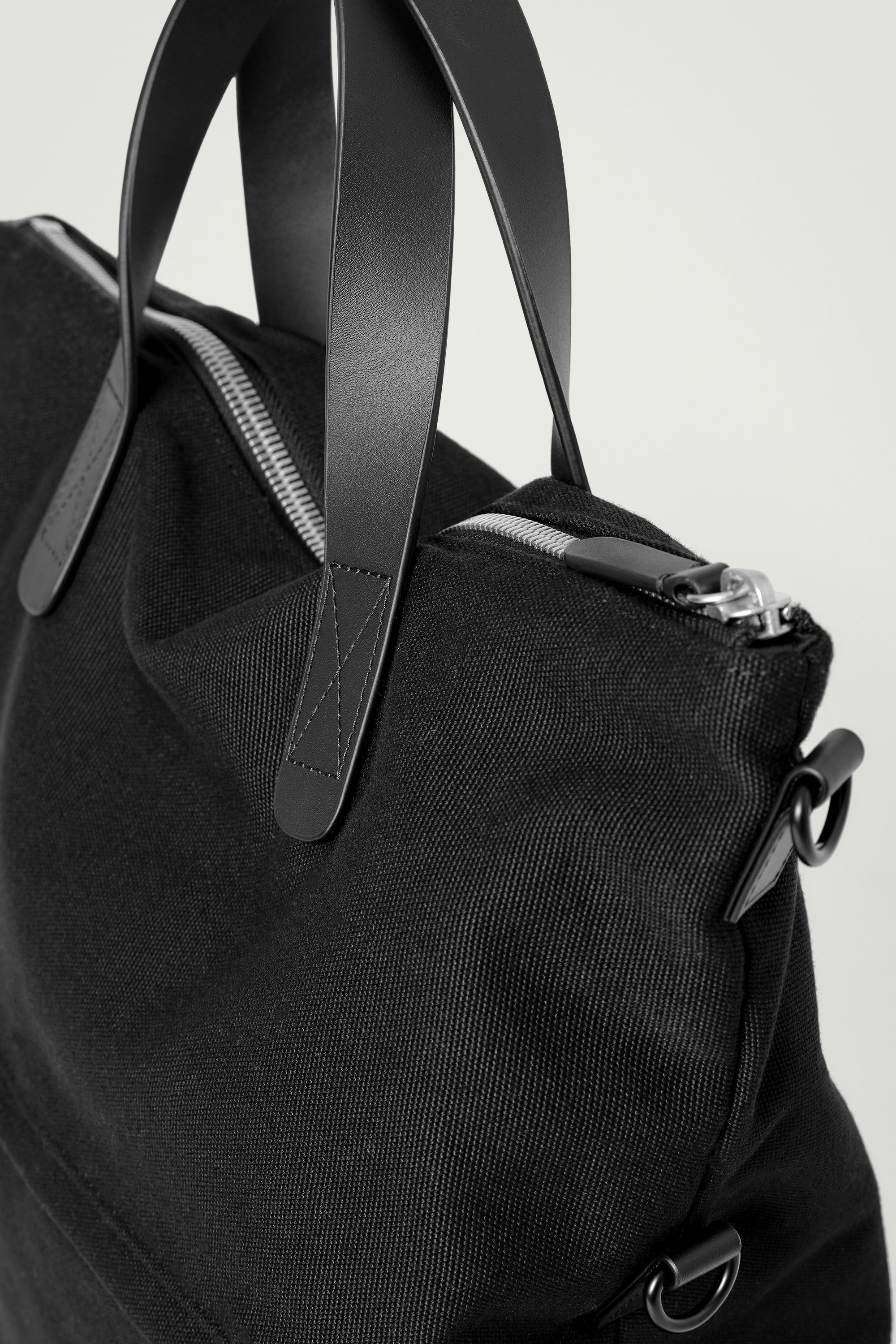 WATER-REPELLENT BRIEFCASE TOTE - CANVAS - BLACK