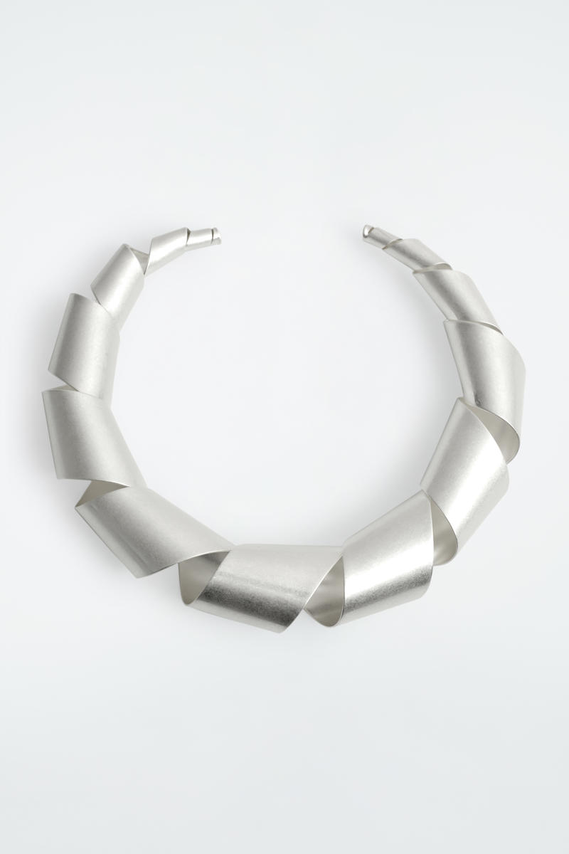 Twisted Necklace