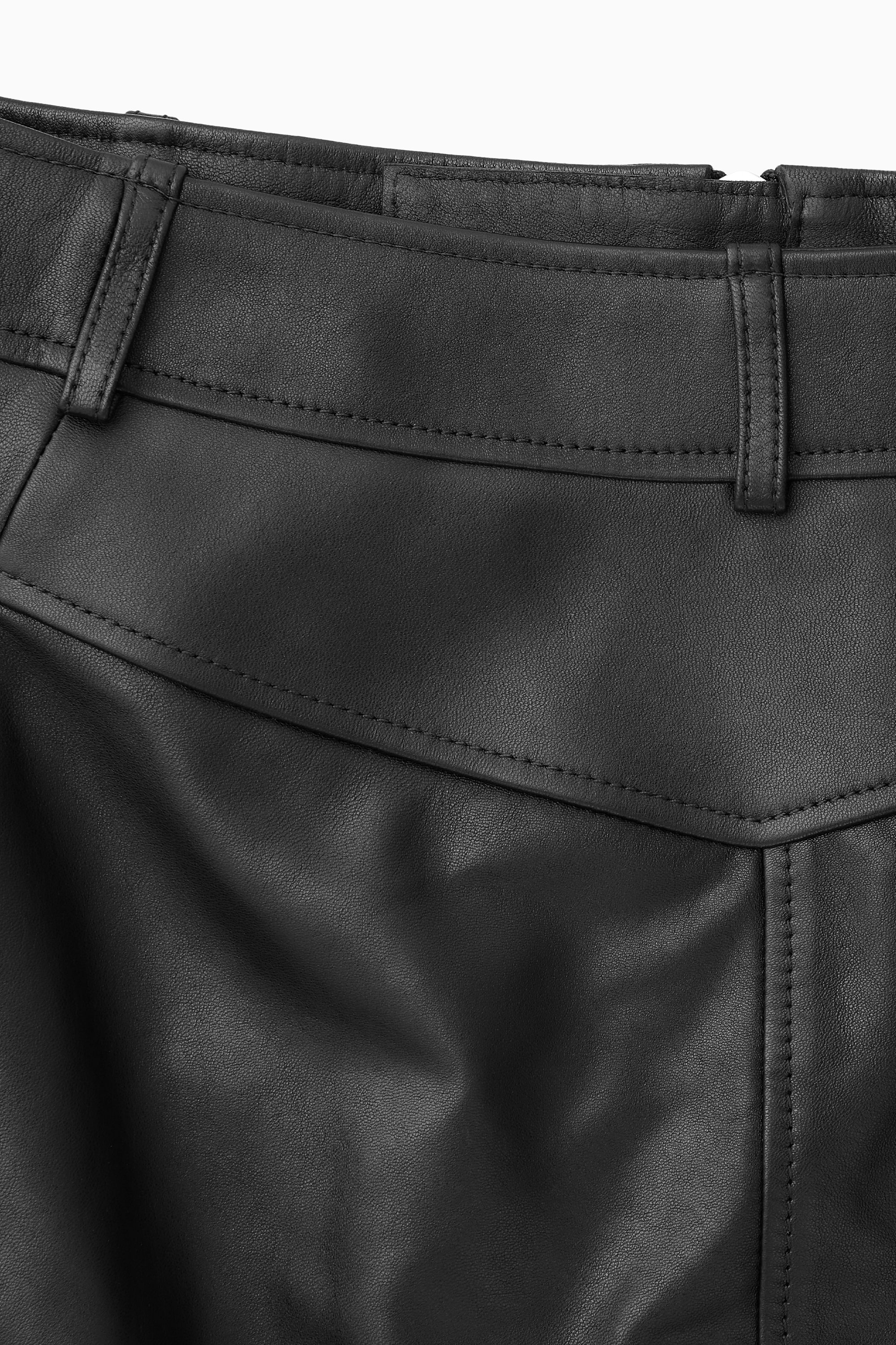 ZIP-UP LEATHER MIDI SKIRT - BLACK | COS