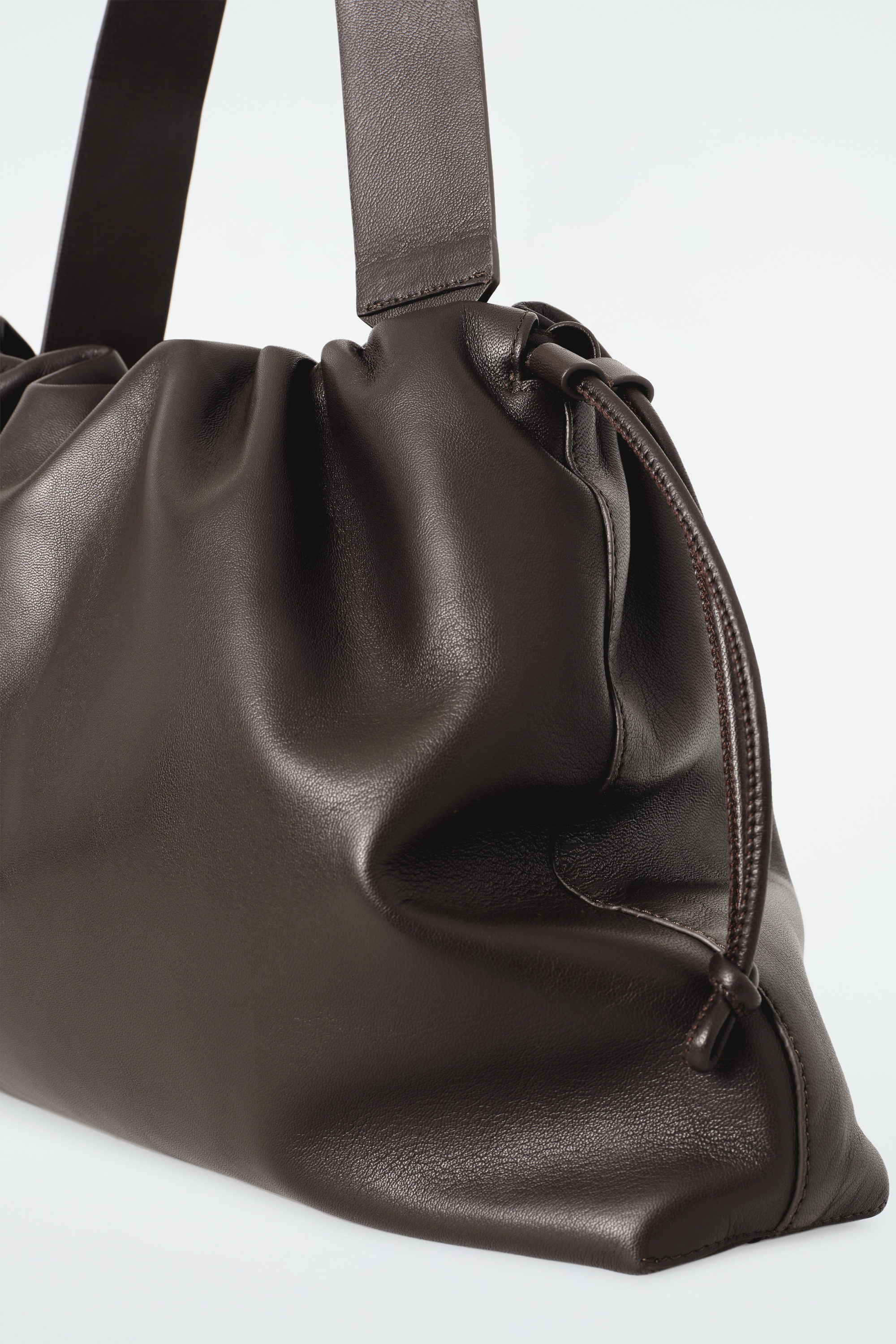 CAVATELLI CLUTCH BAG LEATHER