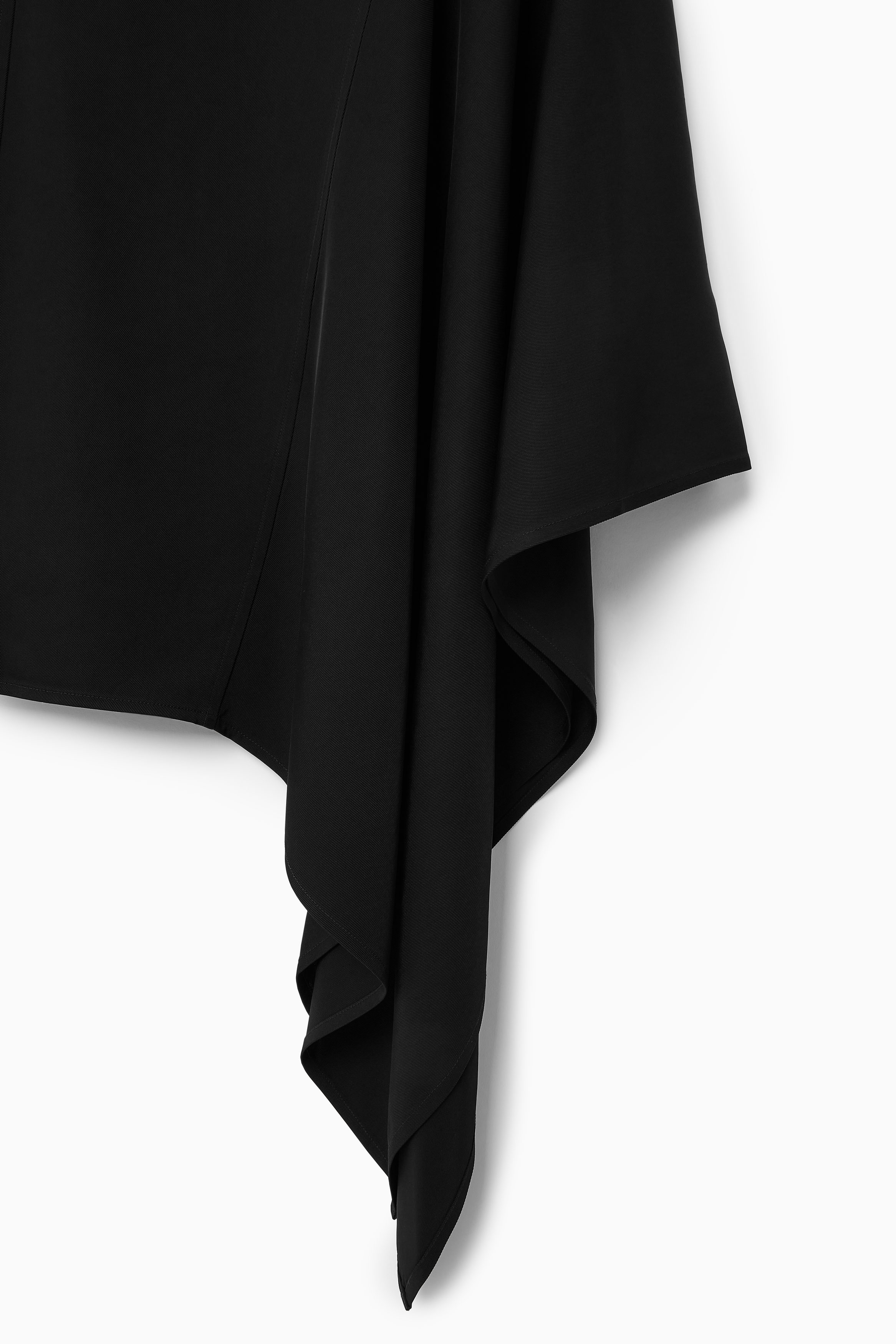 【直営・関税送料込】Asymmetric midi skir joy asymmetric midi skirt - Black | Weekday WW