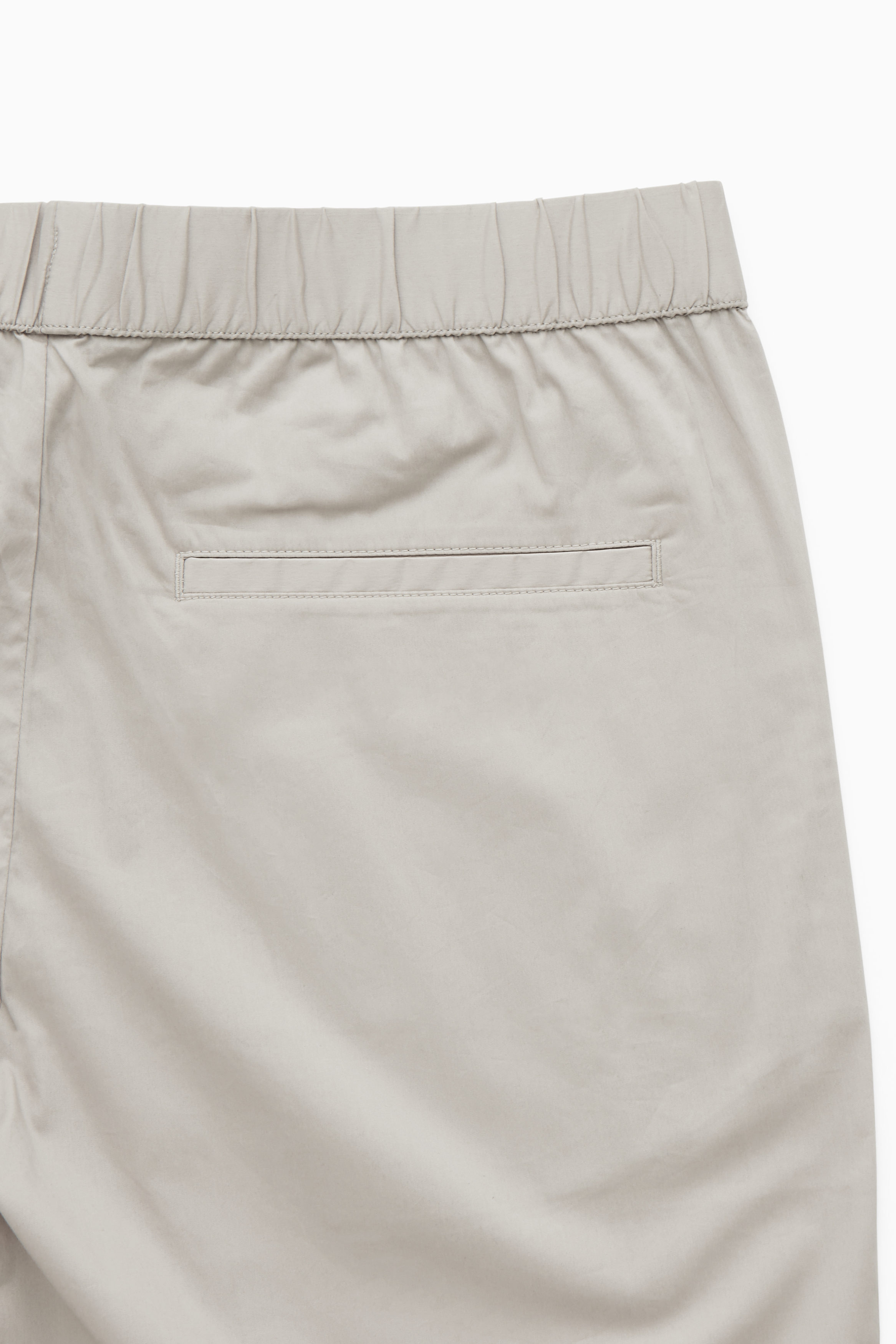 ELASTICATED COTTON-BLEND SHORTS - BEIGE