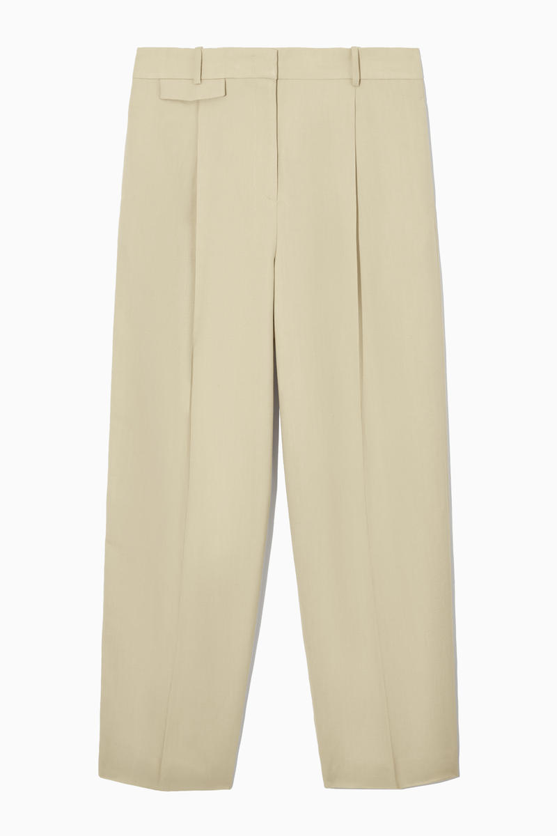 Wide-Leg Pleated Linen-Blend Trousers in Beige