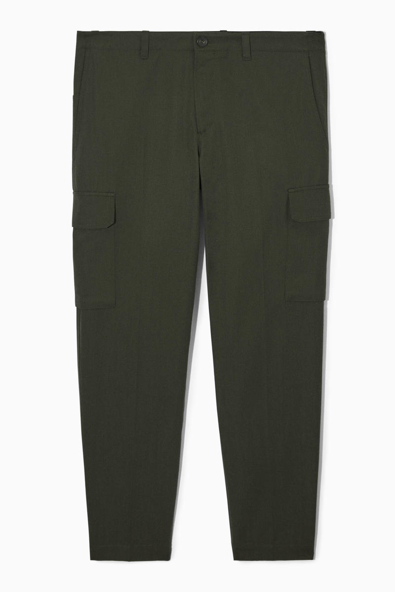 Tapered Cargo Trousers in Green