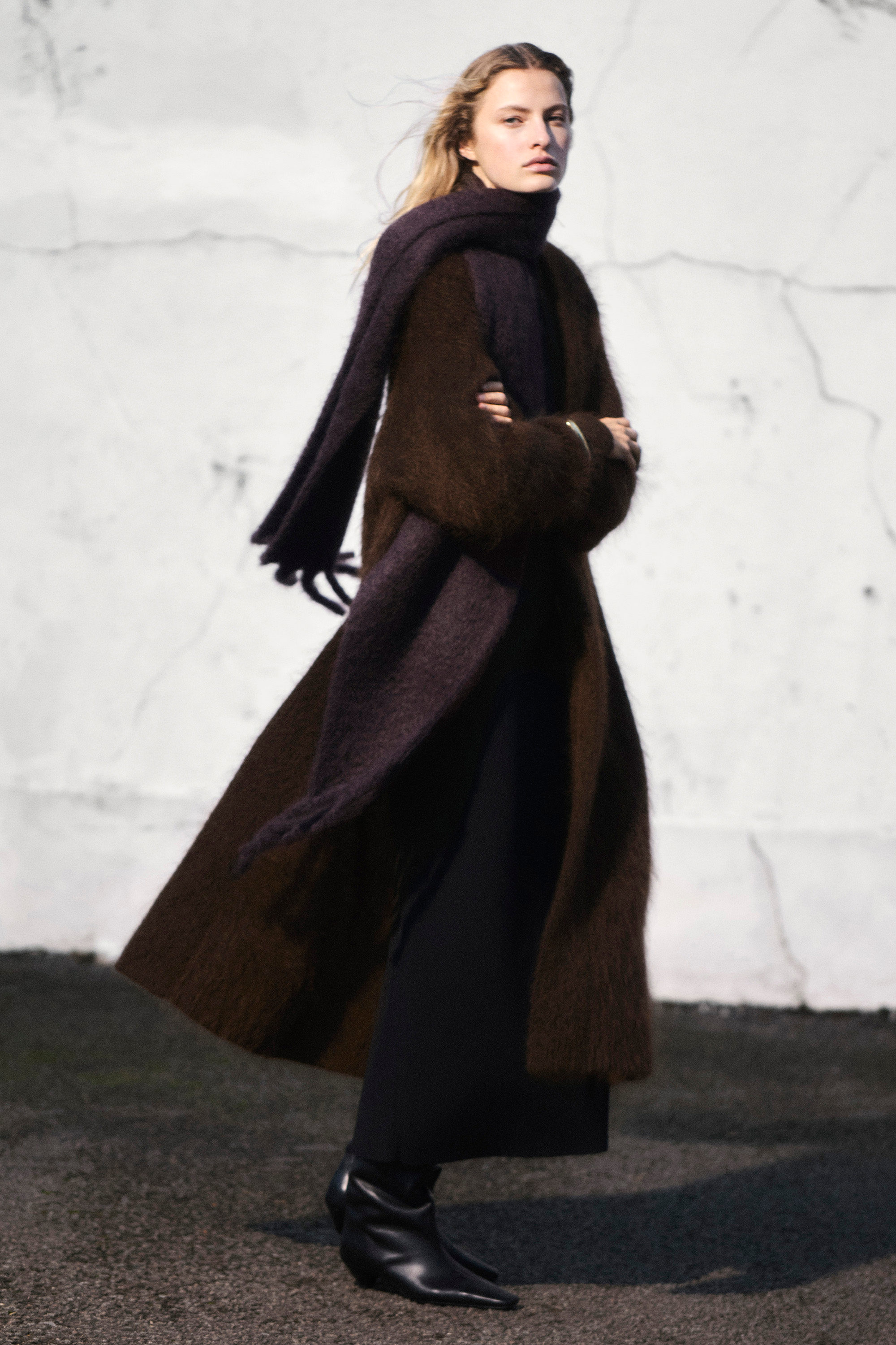 FRINGED BRUSHED-MOHAIR SCARF - BORDEAUX