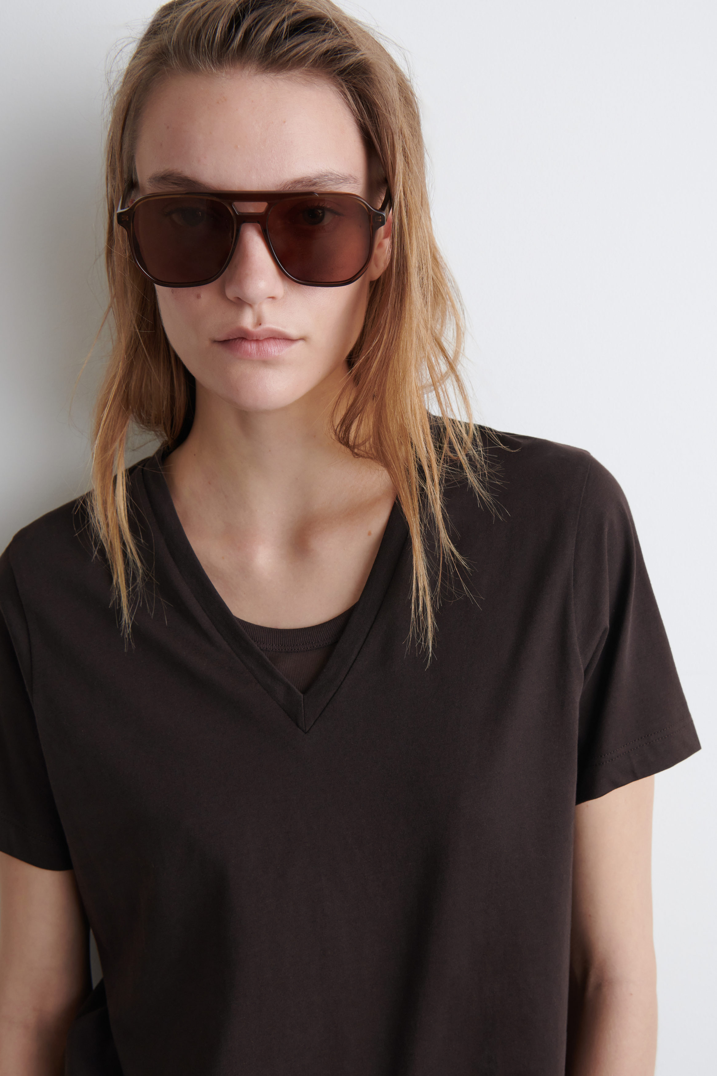 正規完売品　Salsation Wear V-Tshirt DARK BROWN 正規完売 Salsation Wear V-Tshirt DARK BROWN