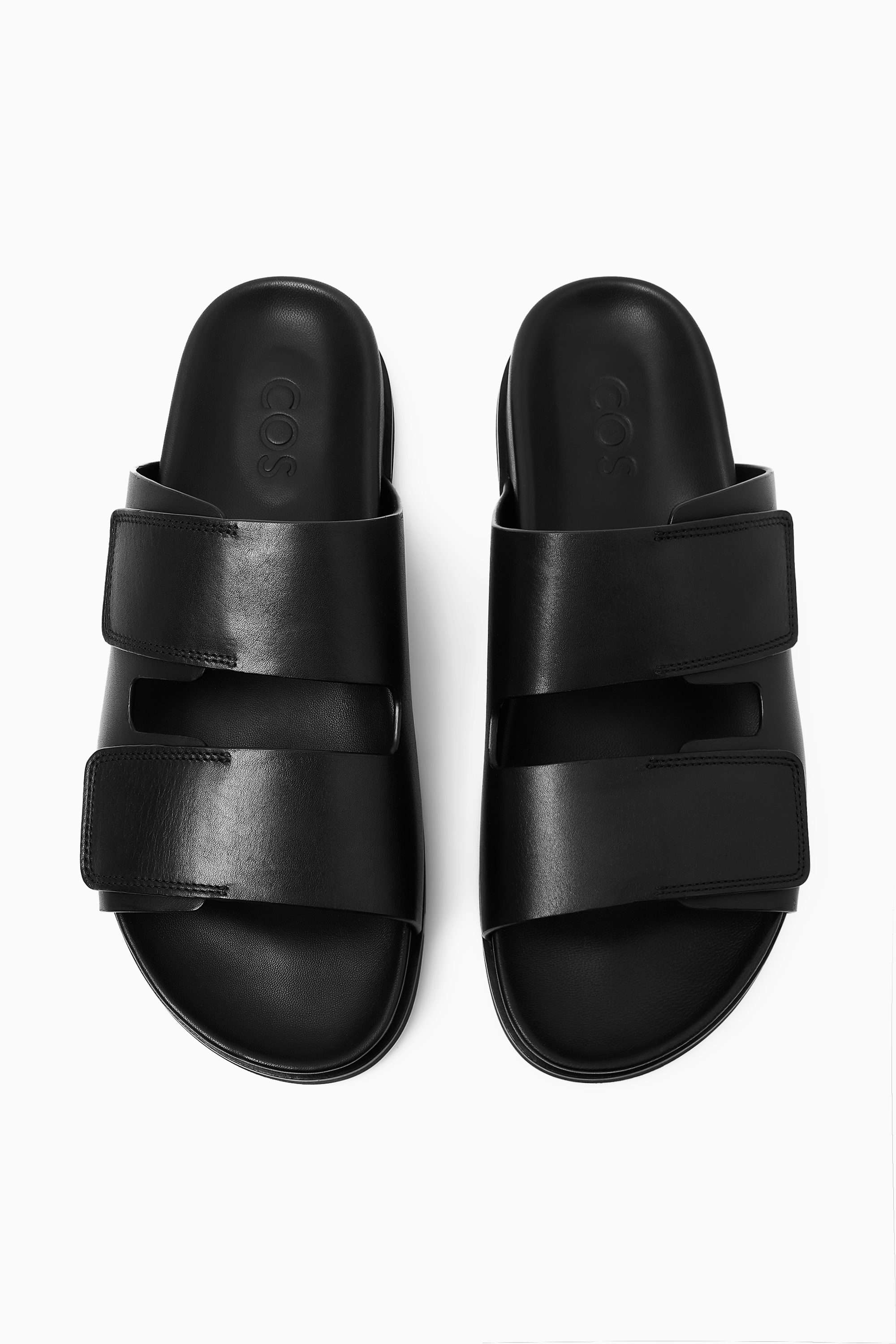 【SCENERITY】Leather Slider WIDE-STRAP LEATHER SLIDES - BLACK | COS