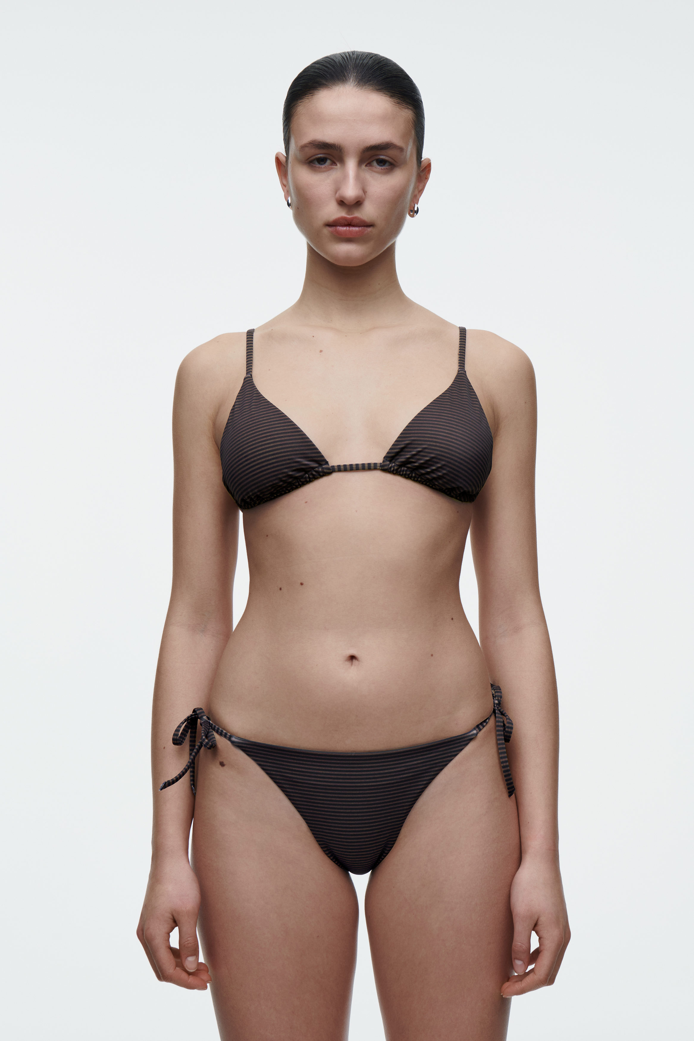 ずっと気になってた TRIANGLE STRIPED / NAVY / BROWN - TOP BIKINI Clothing