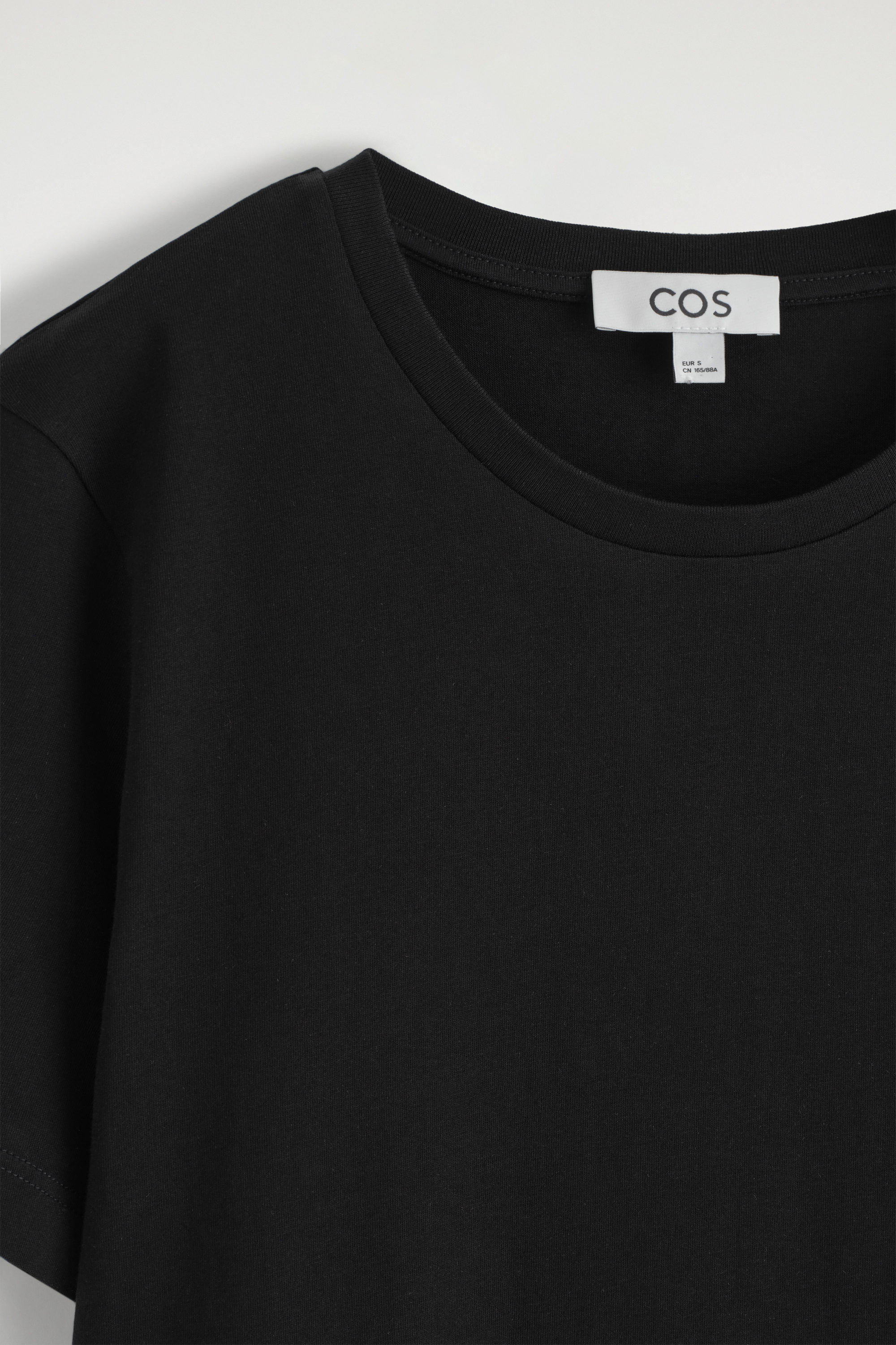 Tシャツ・カットソー Universal Works FW22 CREWNECK T-SHIRT (27730_BLACK) CREW-NECK COTTON T-SHIRT - BLACK | COS
