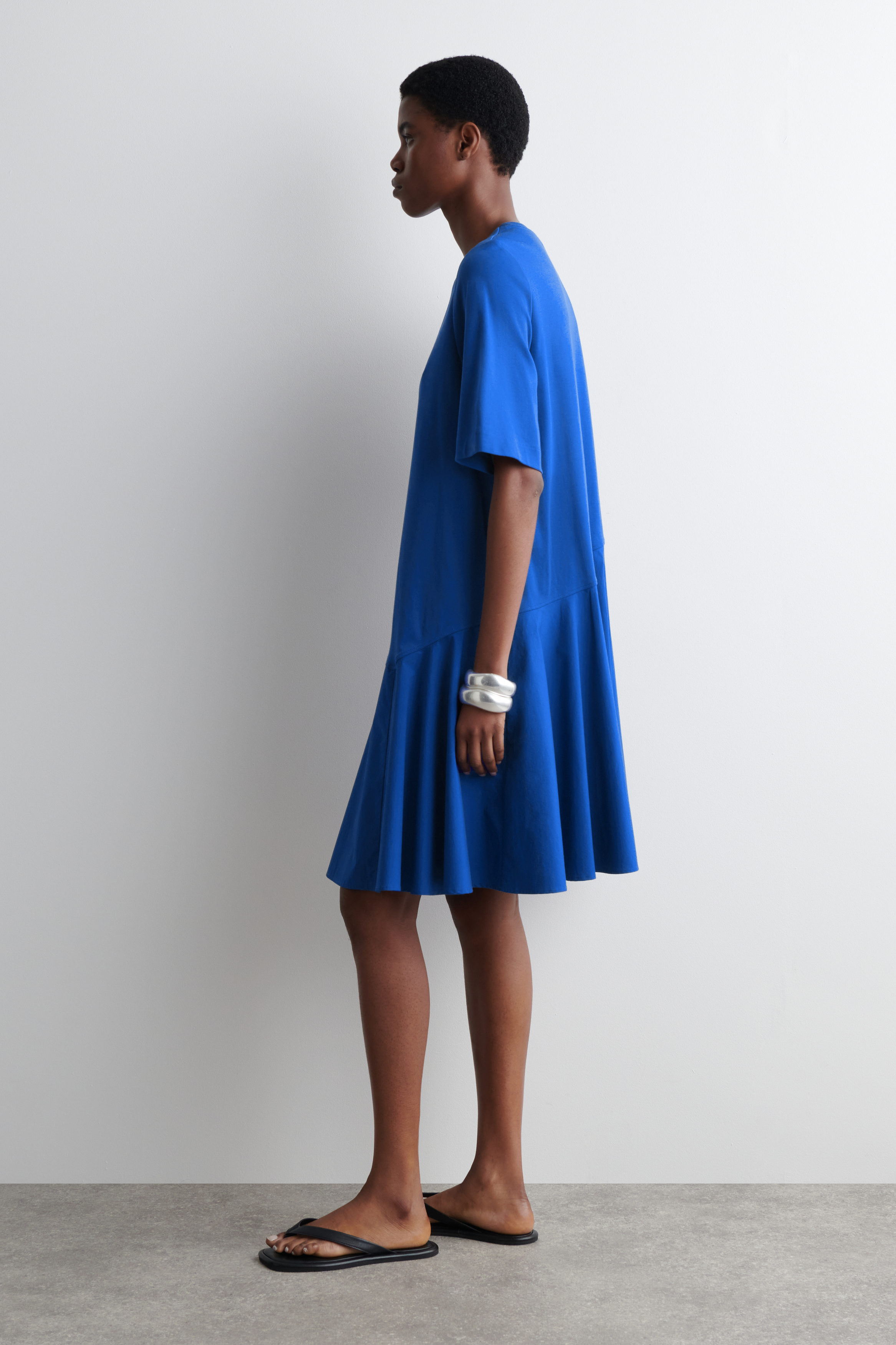 トップス Auskou MIMEME aci-t navy ASYMMETRIC MINI T-SHIRT DRESS - COBALT | COS