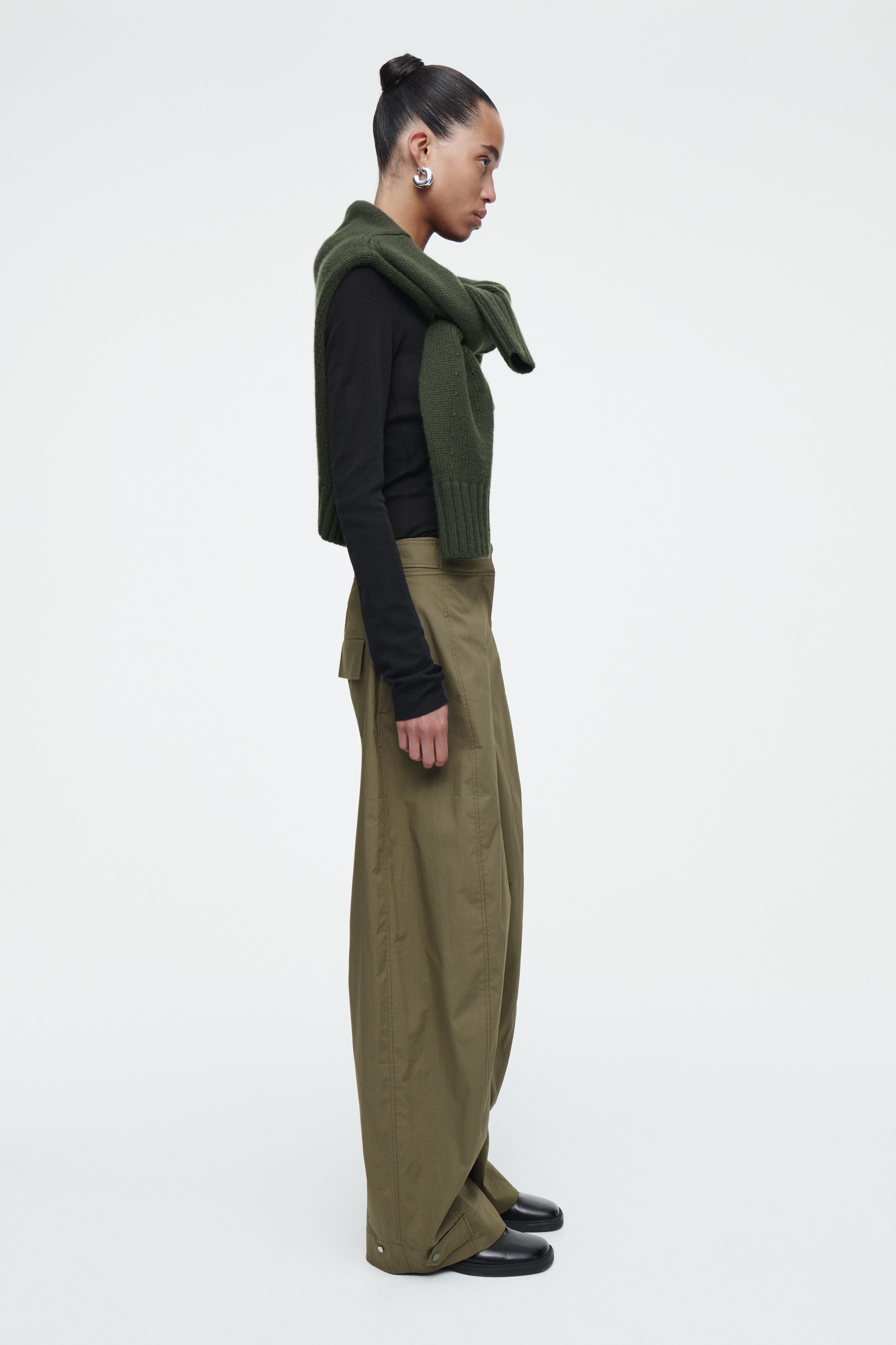 BARREL-LEG UTILITY TROUSERS - KHAKI BARREL-LEG UTILITY TROUSERS - KHAKI