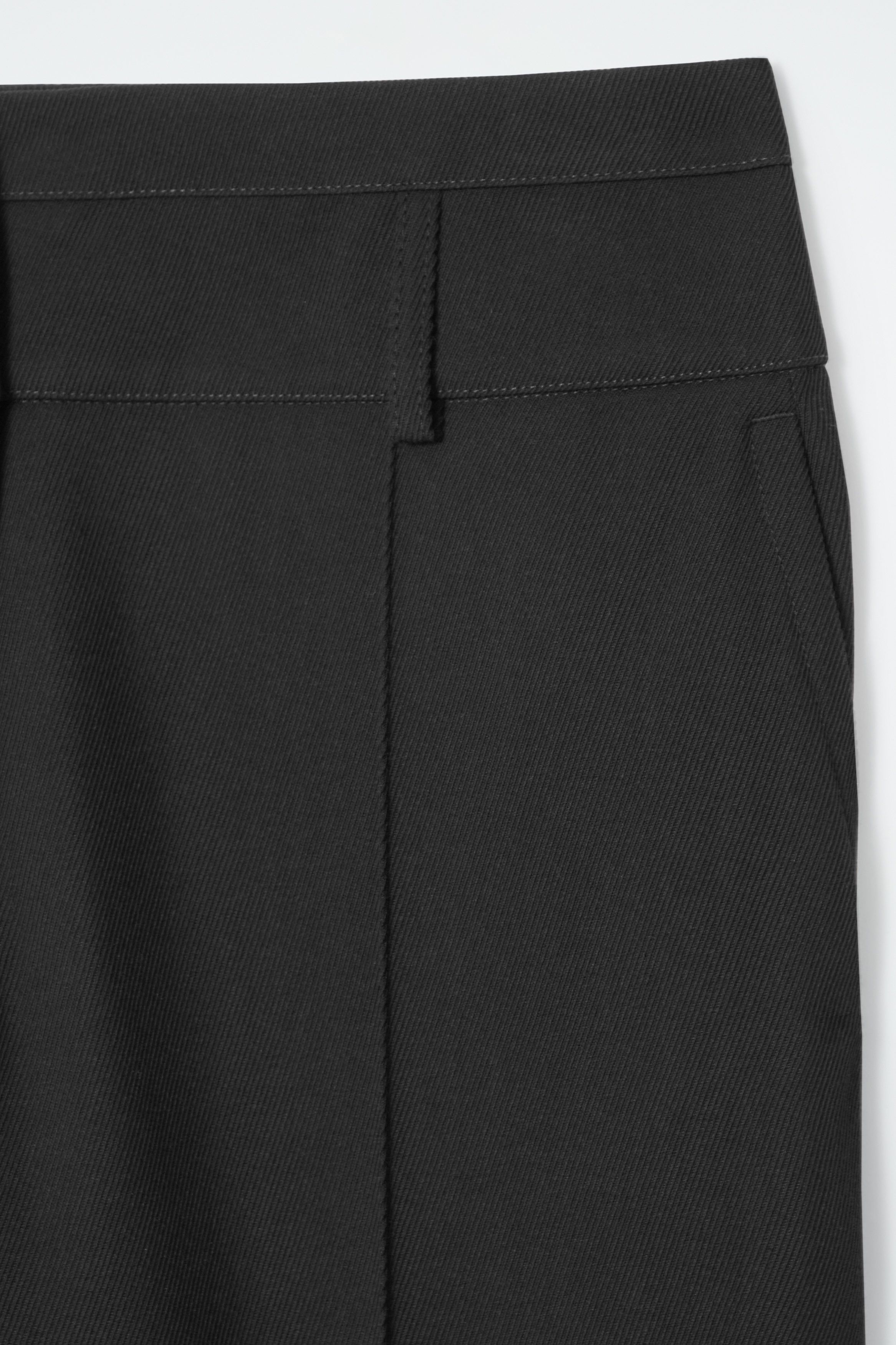 REGULAR WOOL-TWILL WIDE-LEG PANTS - BLACK | COS