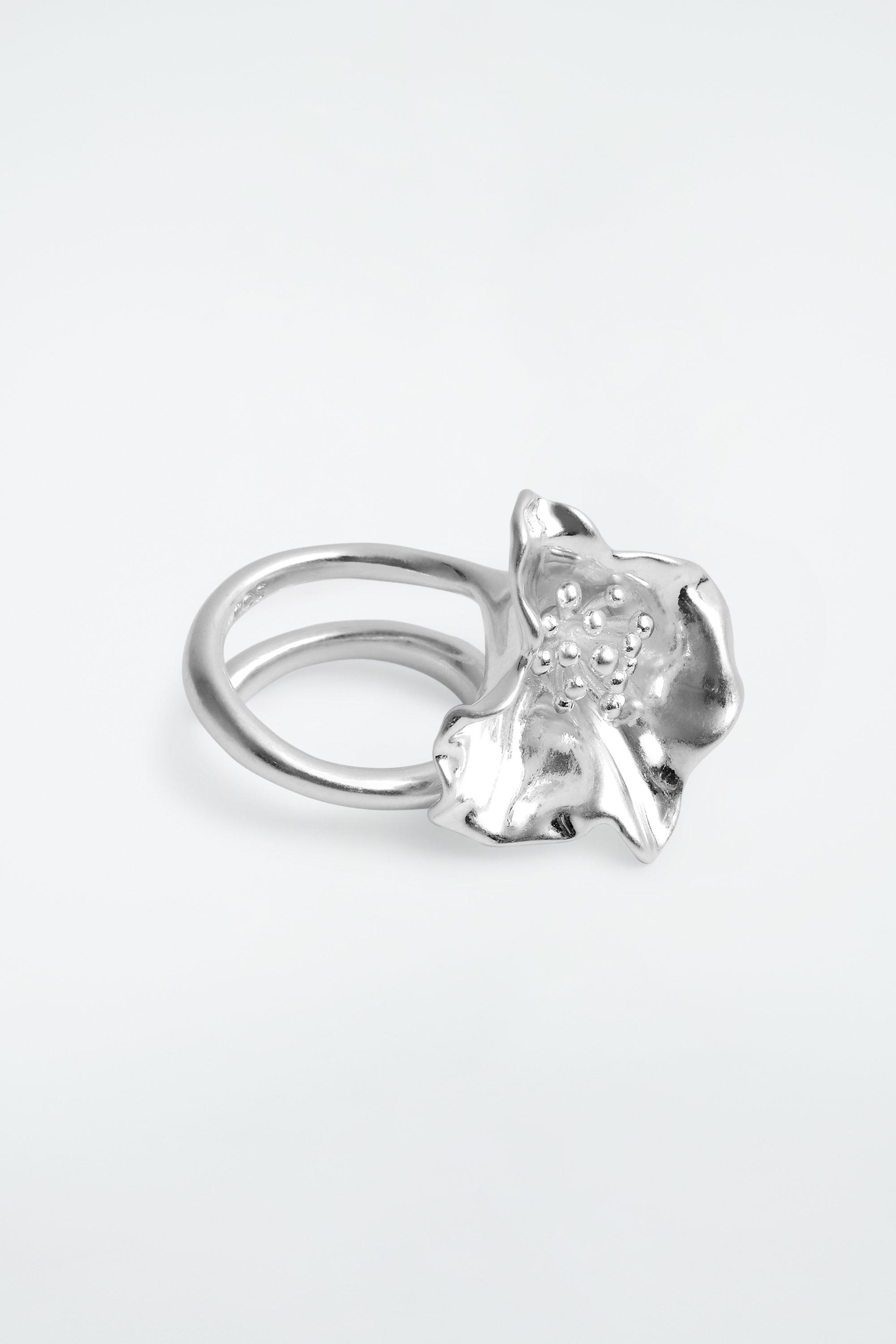 【完売品】“Floral Ring pt.1” by sojie Flower Ring- Floral Ring, Daisy Ring, Y2k Ring- Cottagecore