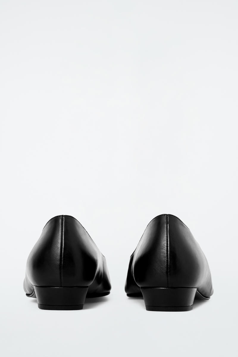 Square-Toe Leather Court Shoes Square-Toe Leather Court Shoes