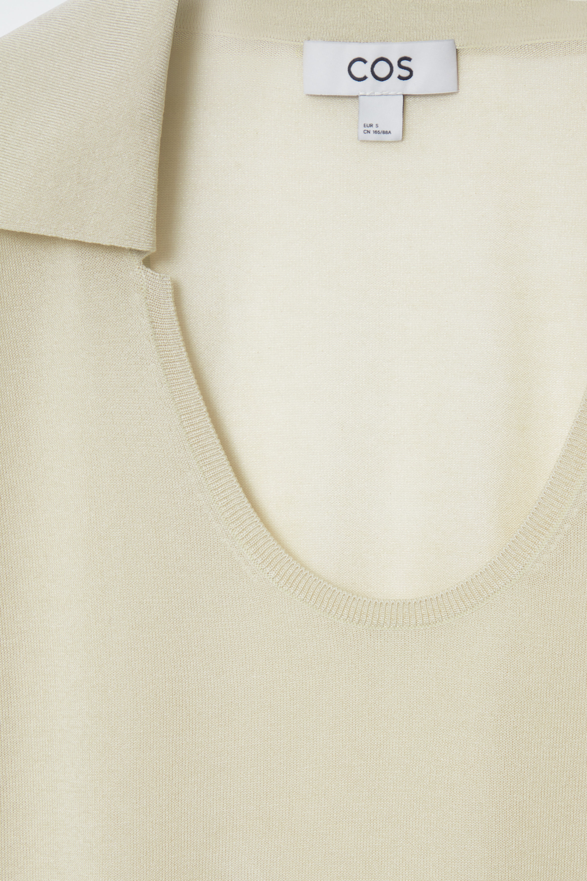 SCOOP-NECK KNITTED POLO SHIRT - STONE
