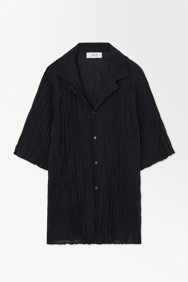 The Crinkled Wool Resort Shirt in Navy