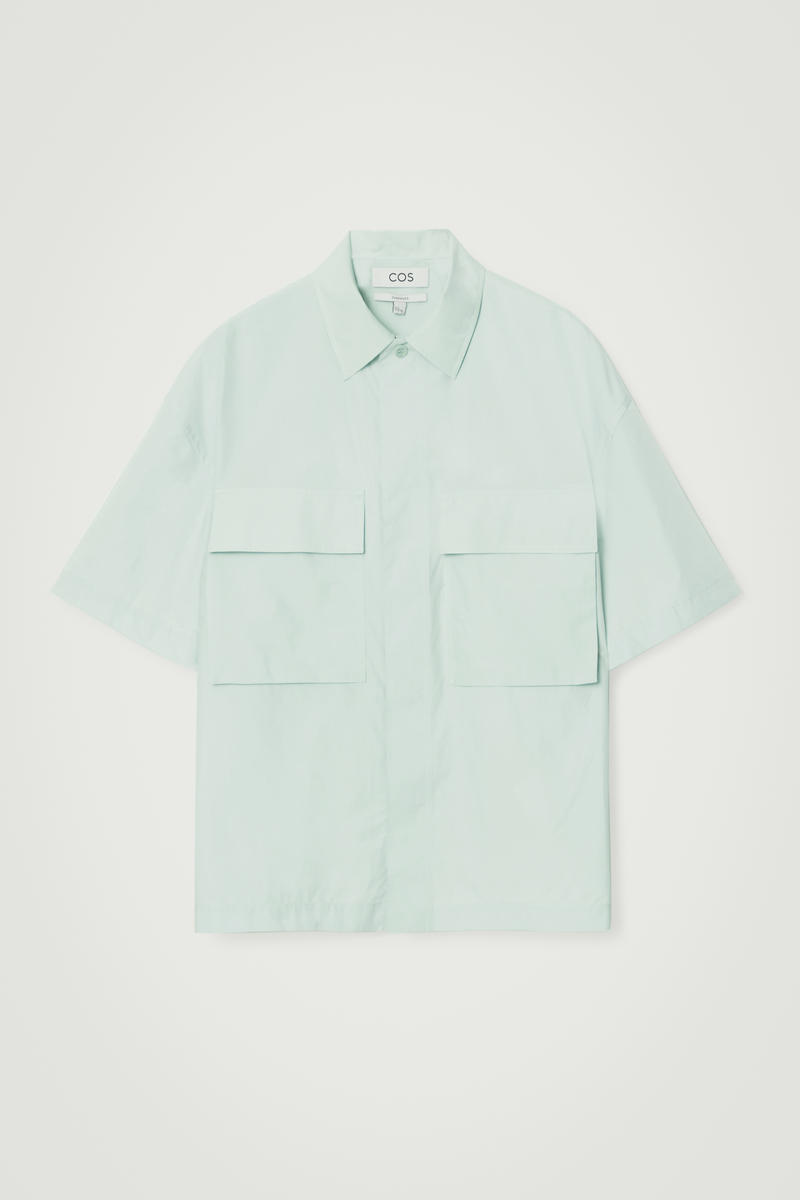 Oversized Short-Sleeved Utility Shirt in Green