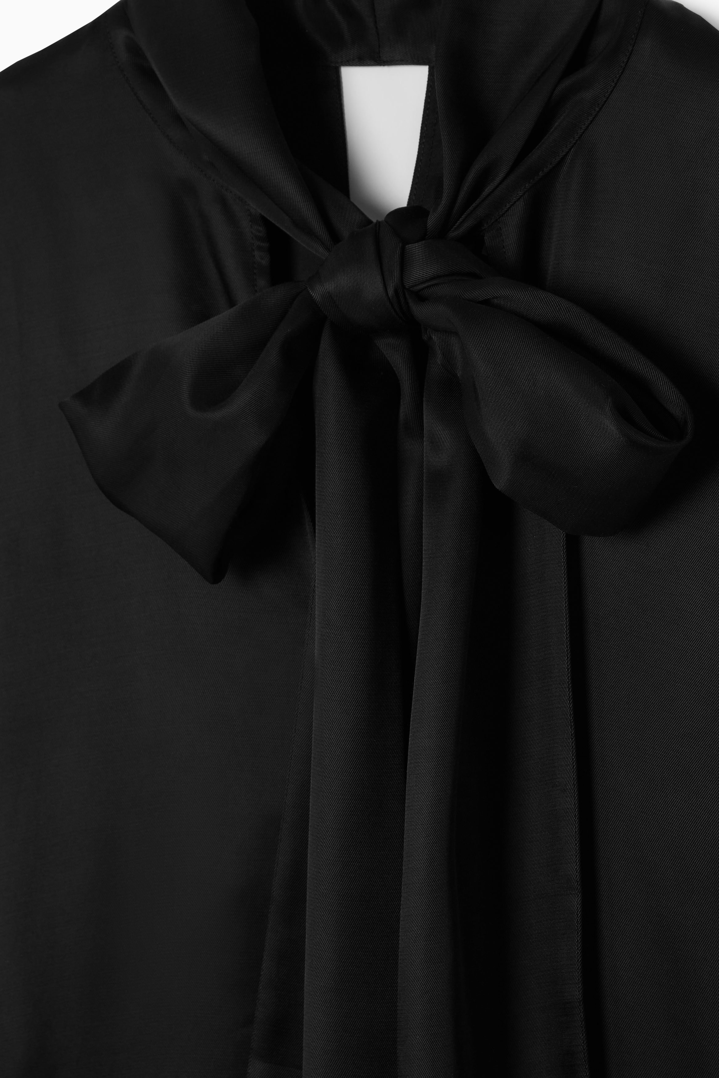 SCARF-DETAIL MAXI DRESS - BLACK