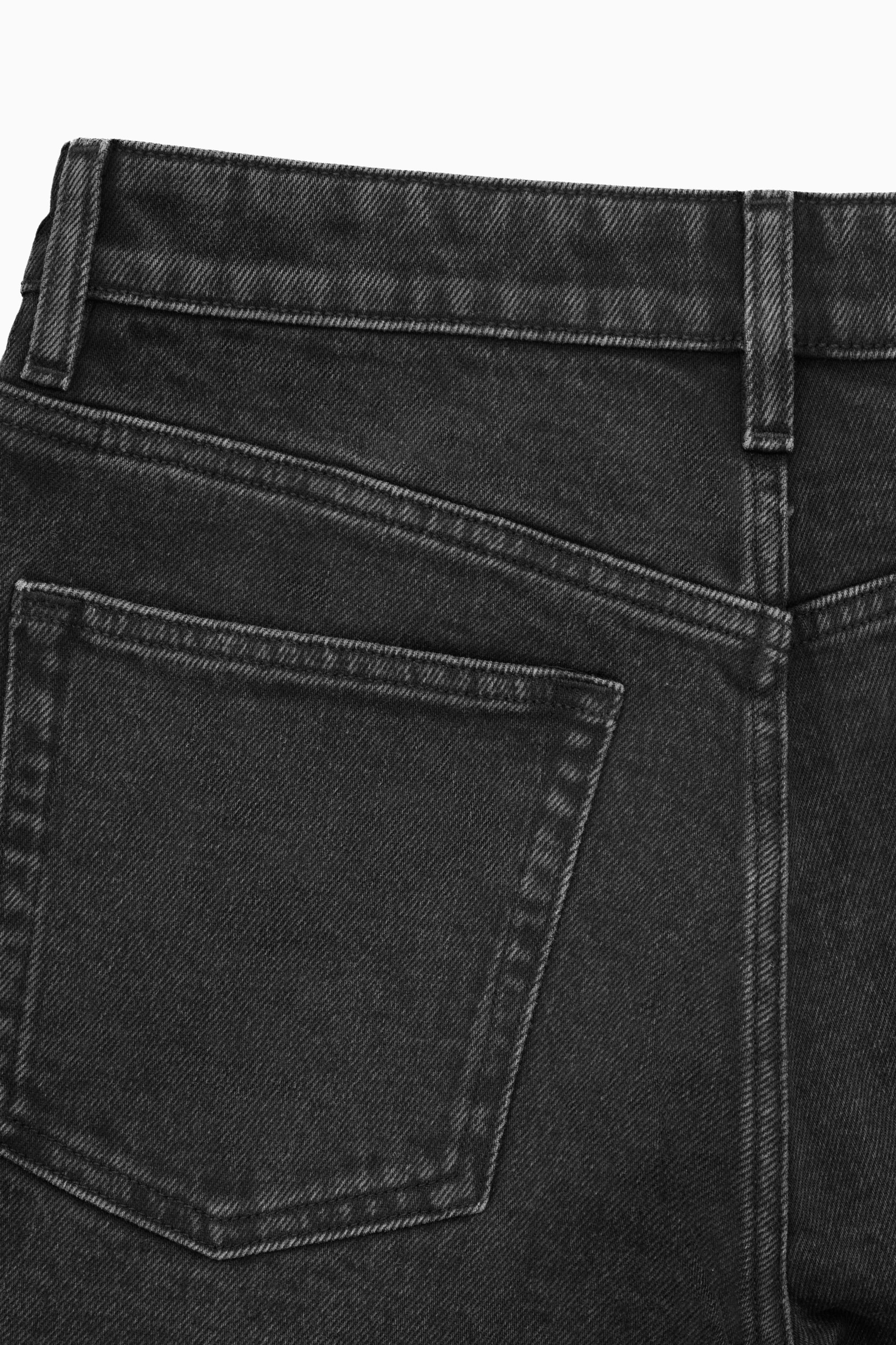 KICK-FLARE ANKLE-LENGTH JEANS - BLACK