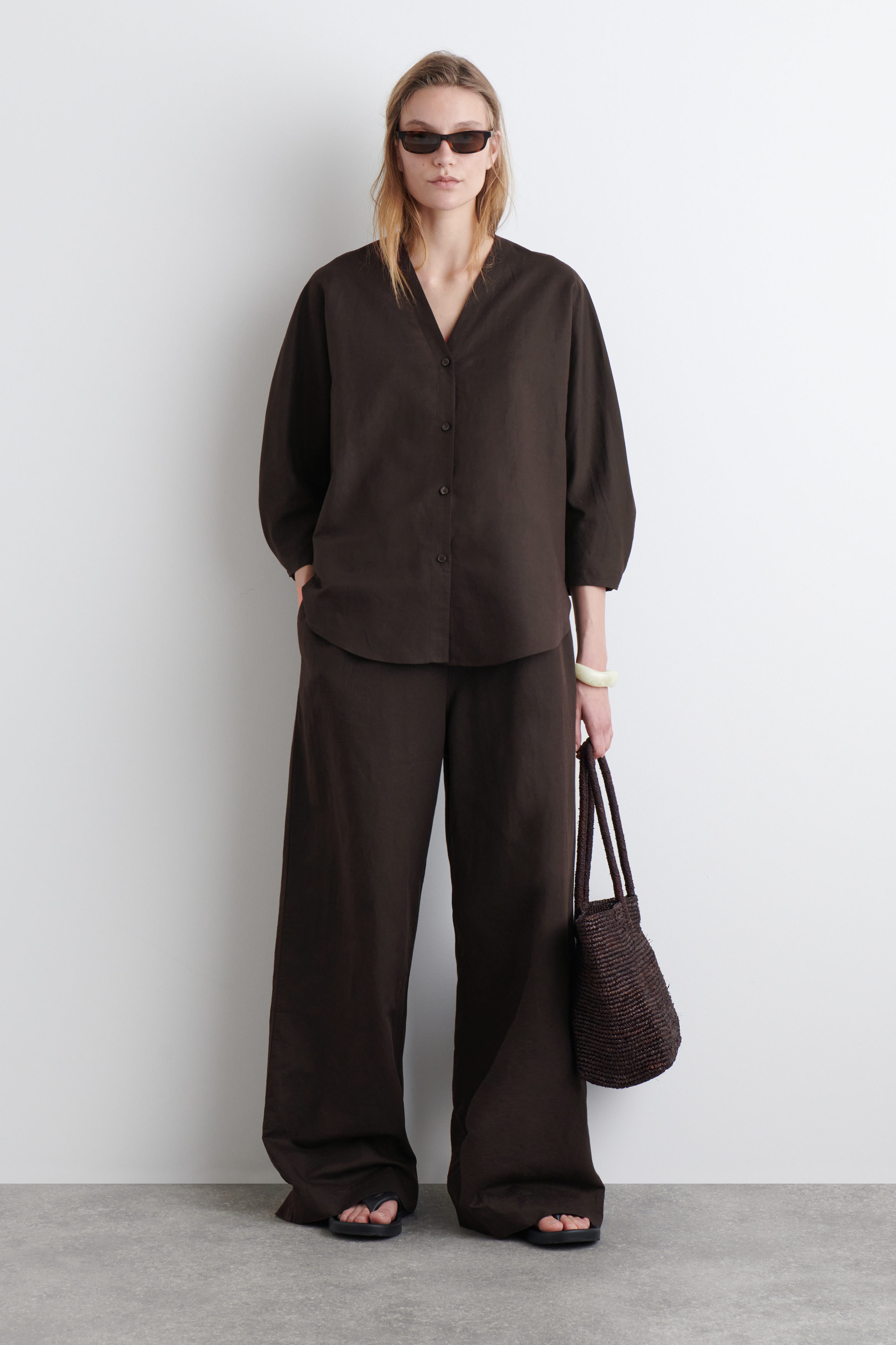 V-NECK LINEN-COTTON SHIRT