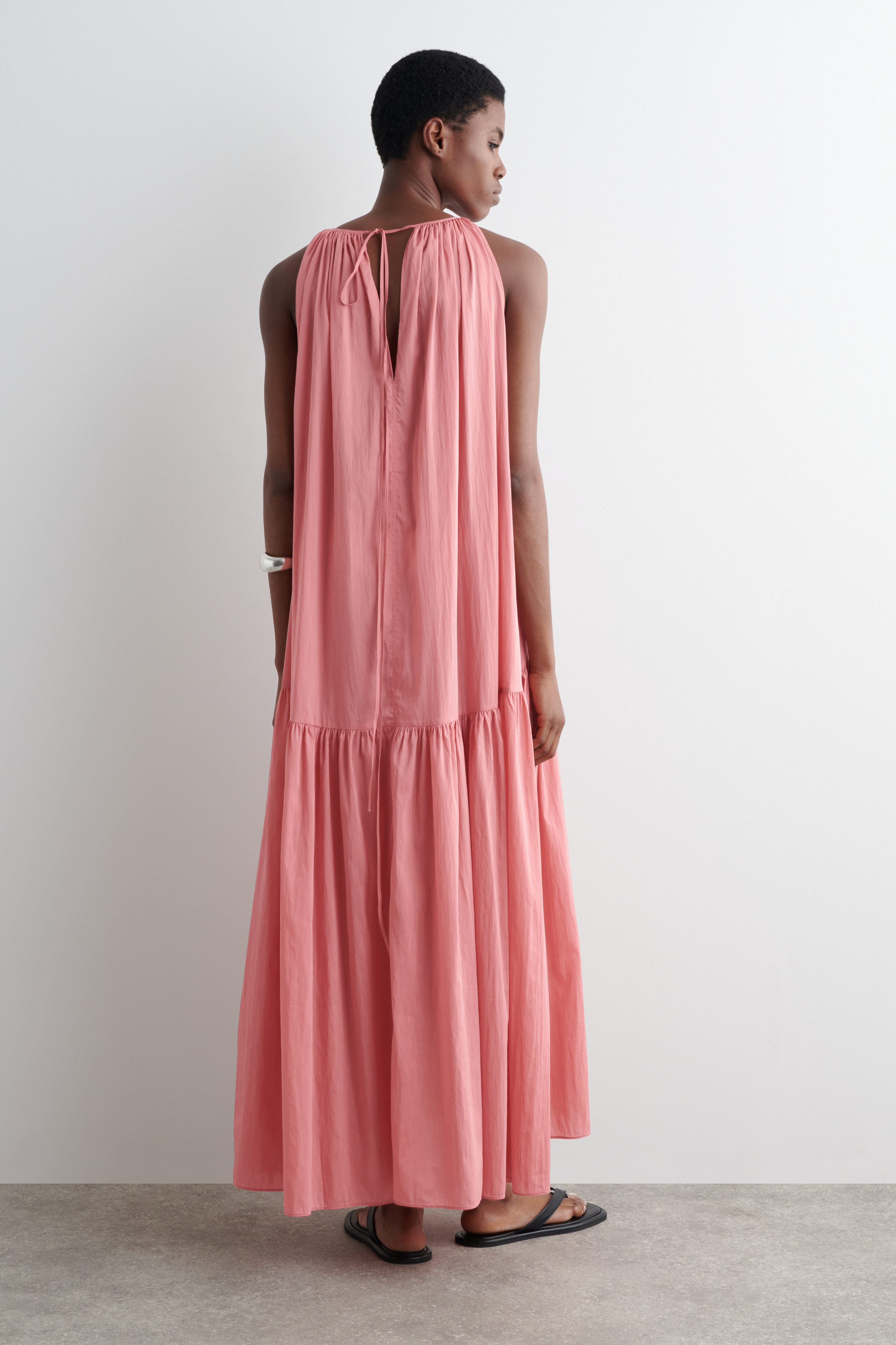 GATHERED HALTERNECK MAXI DRESS - PINK | COS