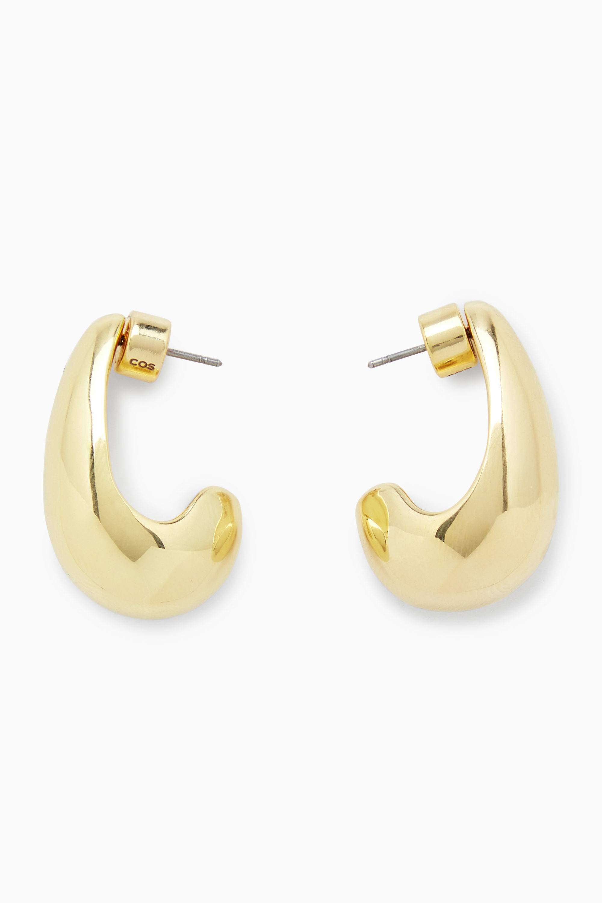 CURVED TEARDROP EARRINGS - GOLD | COS